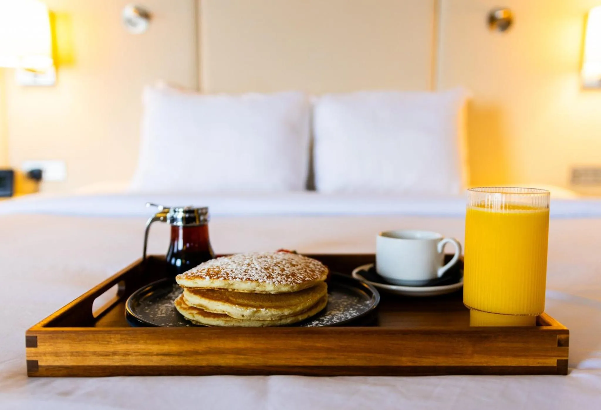 Photo of the whole room, Bed in Crowne Plaza Cleveland at Playhouse Square by IHG