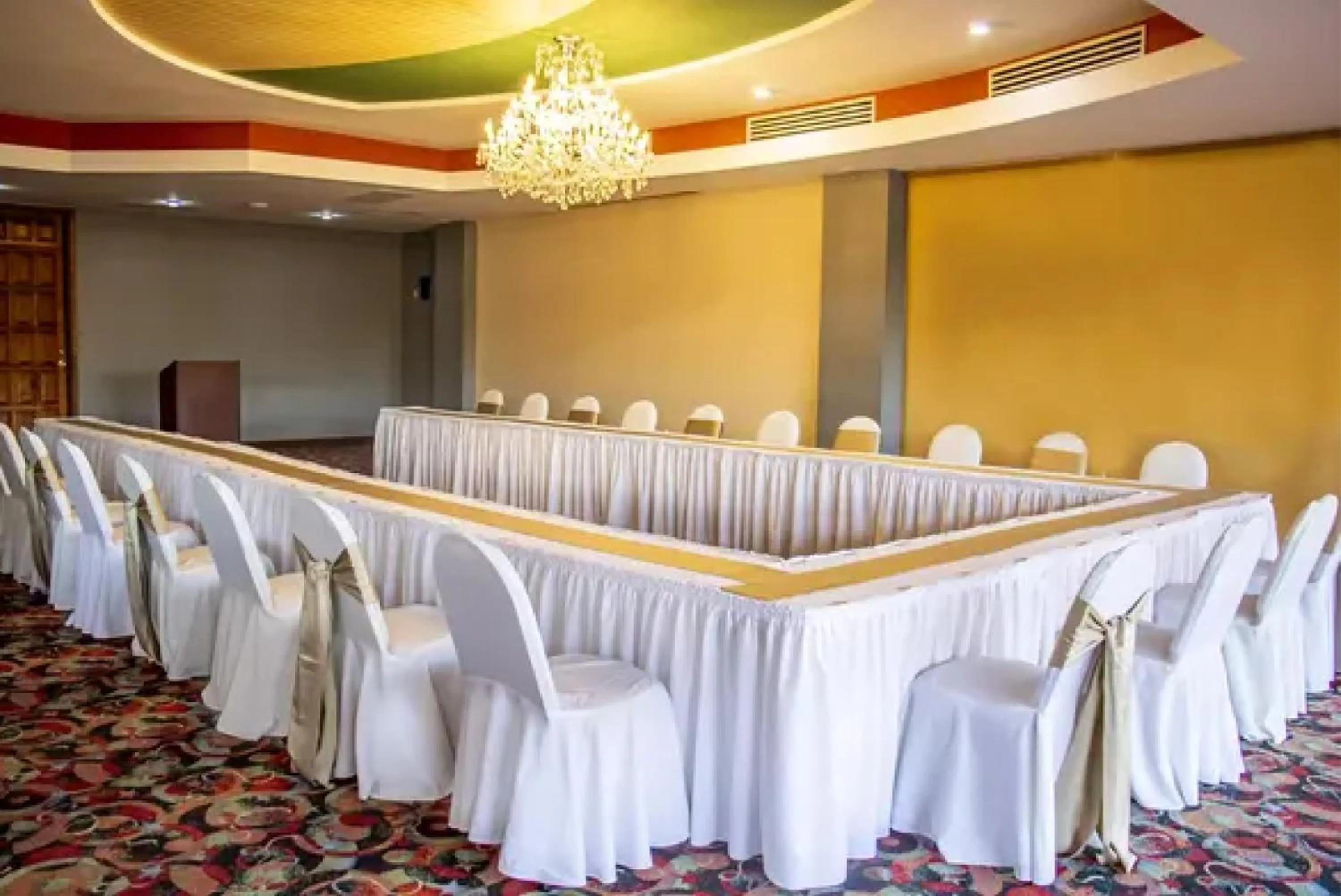 Meeting/conference room in Hotel Plaza San Martin