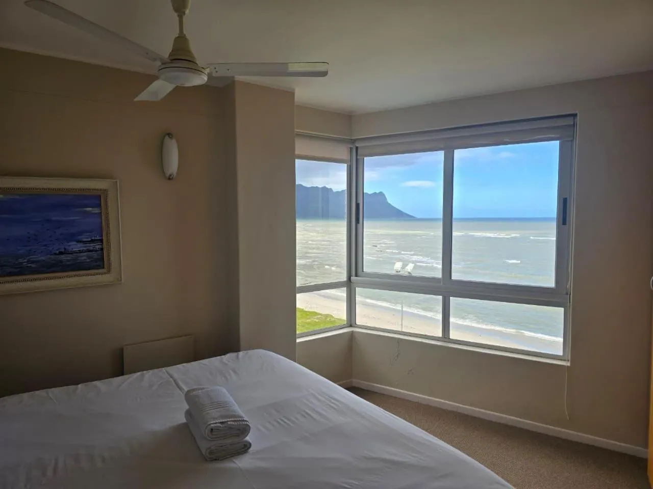 View (from property/room), Bed in False Bay Inn