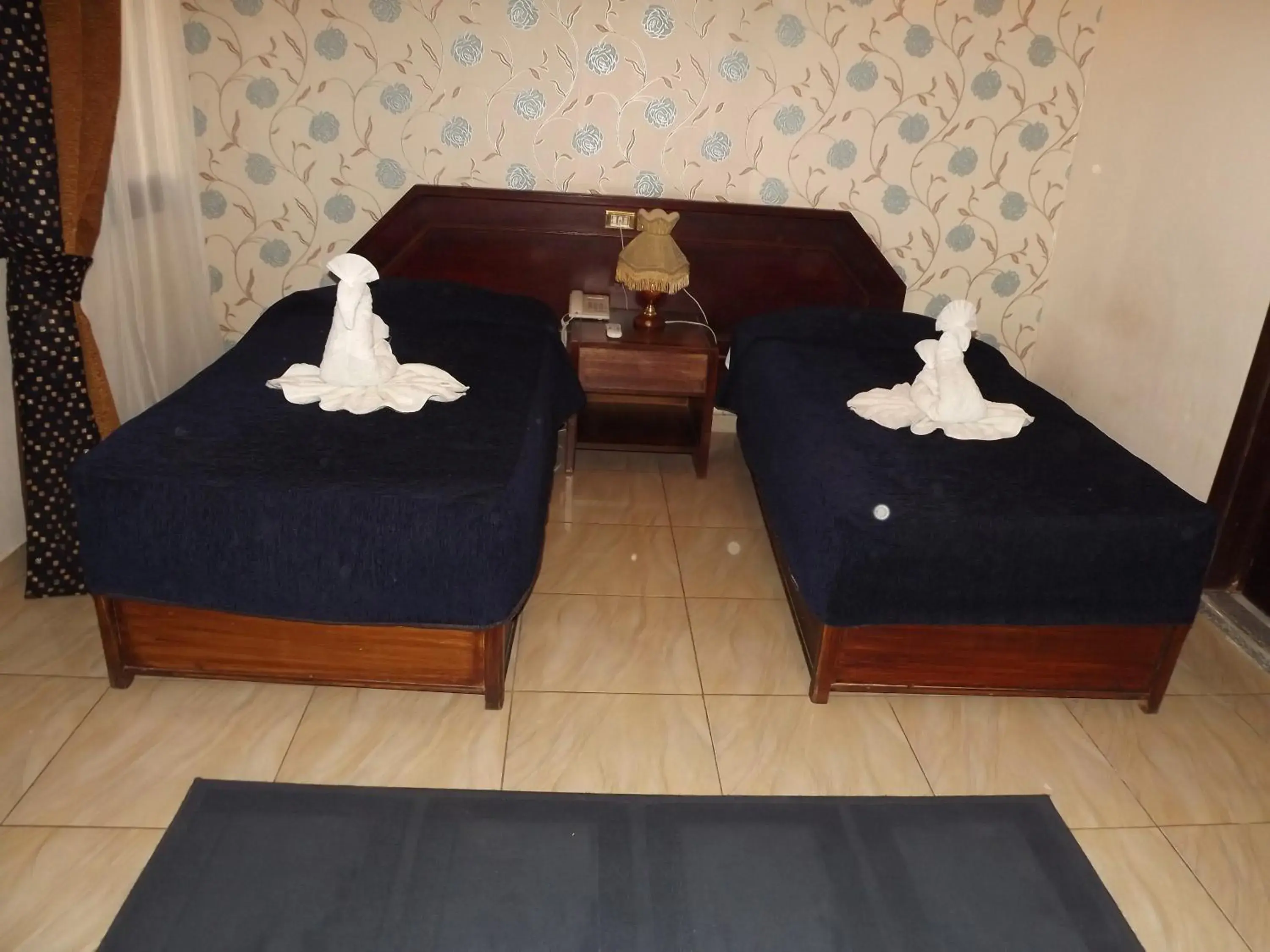 Budget Single Room (Egyptians and Residents Only) in Mayorca Hotel Cairo Budget Single Room (Egyptians and Residents Only) in Mayorca Hotel Cairo