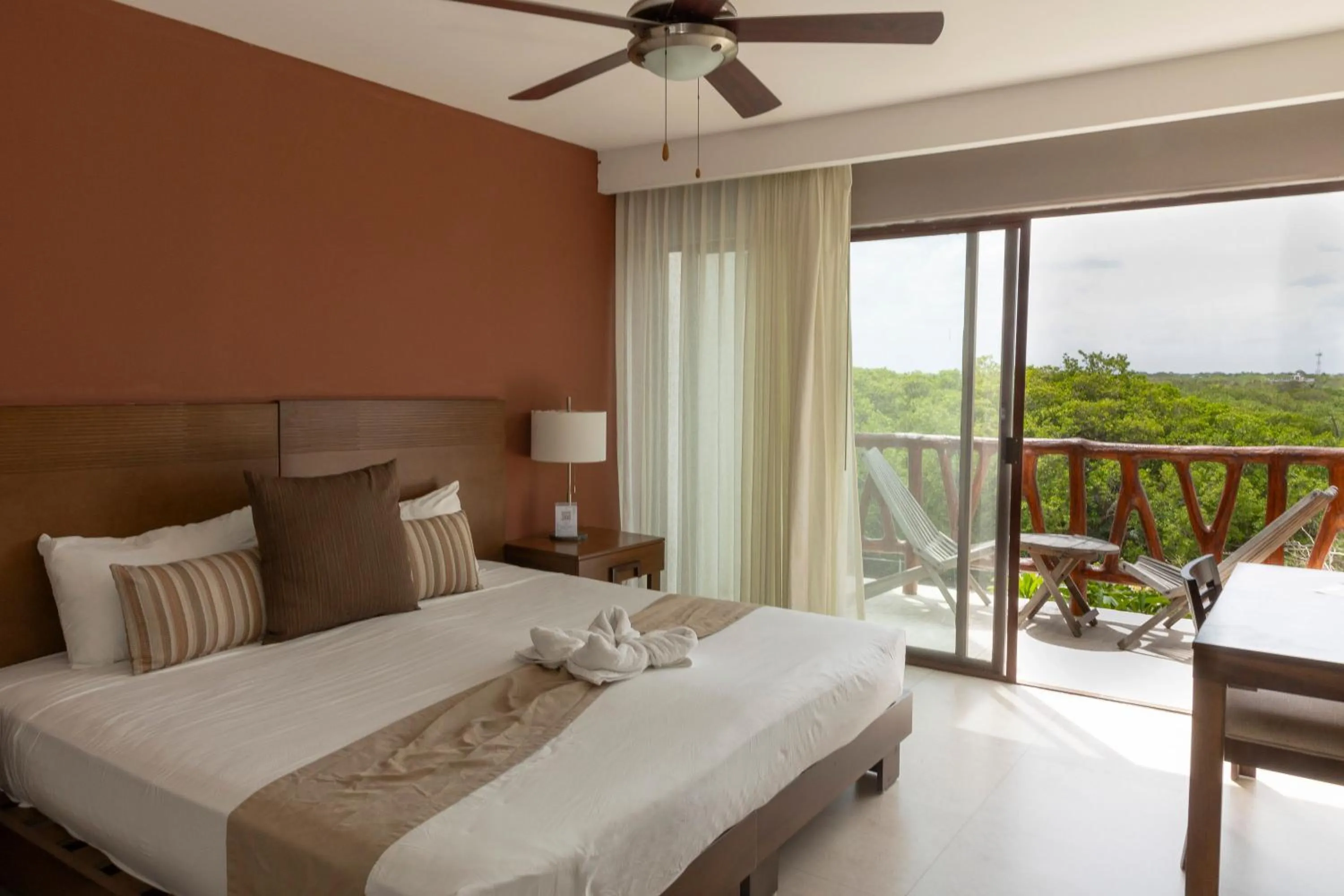 Bedroom, Bed in Quinto Sole Boutique Hotel Mahahual