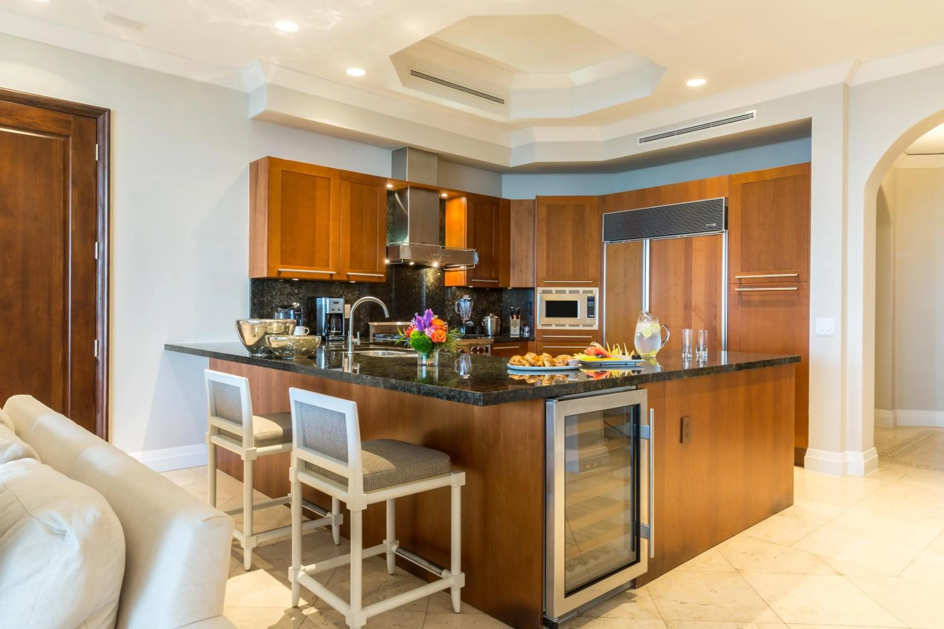 Kitchen or kitchenette in Grace Bay Club