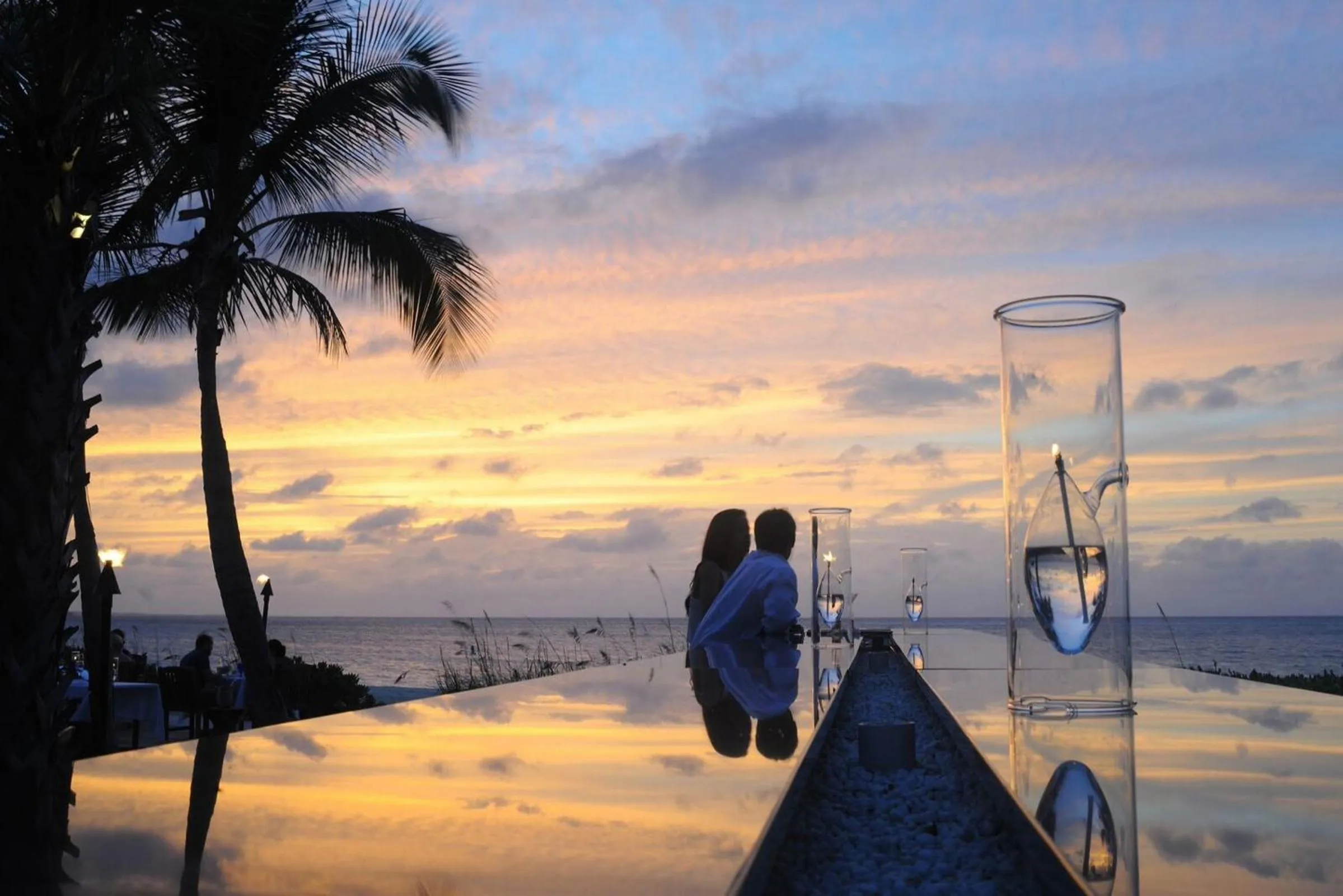 Lounge or bar in Grace Bay Club