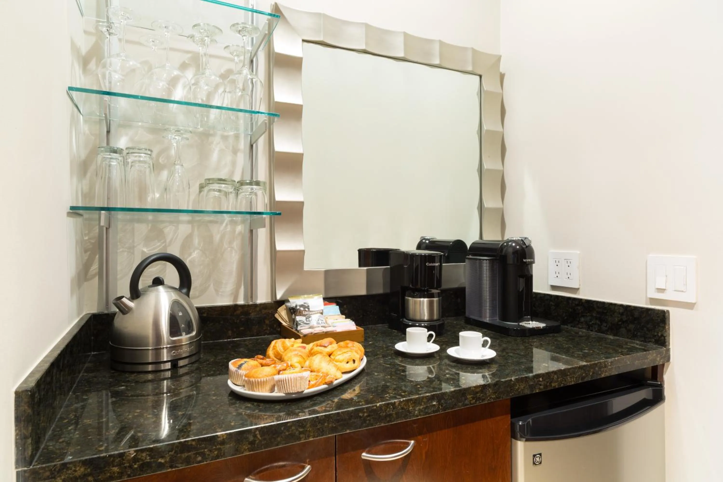 oven in Grace Bay Club