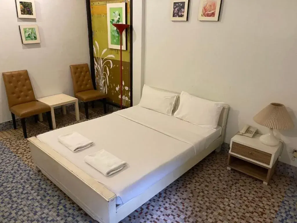 Double Room with Garden View in Rajata Hotel Double Room with Garden View in Rajata Hotel