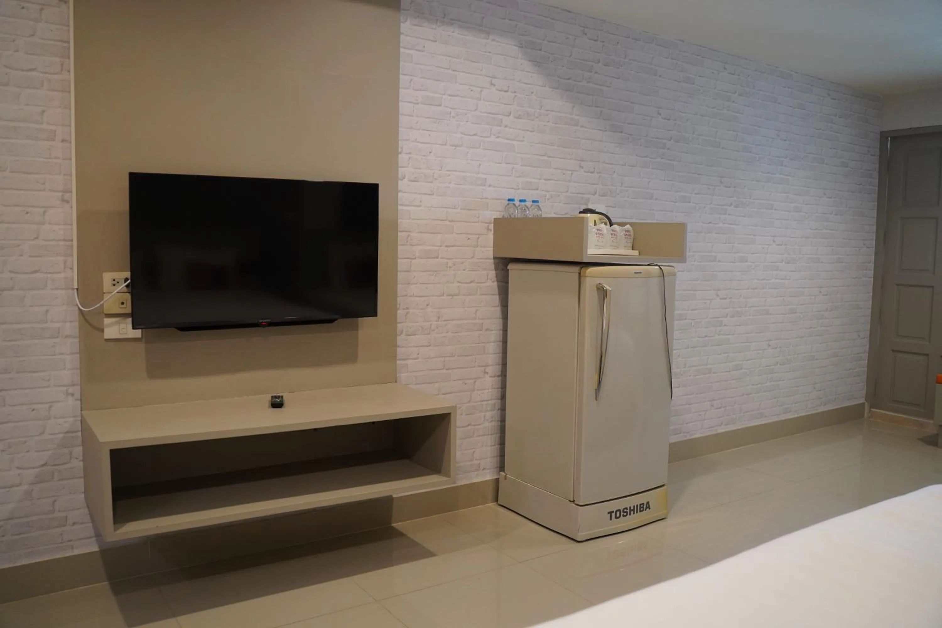 TV and multimedia in V Style Pattaya North Beach