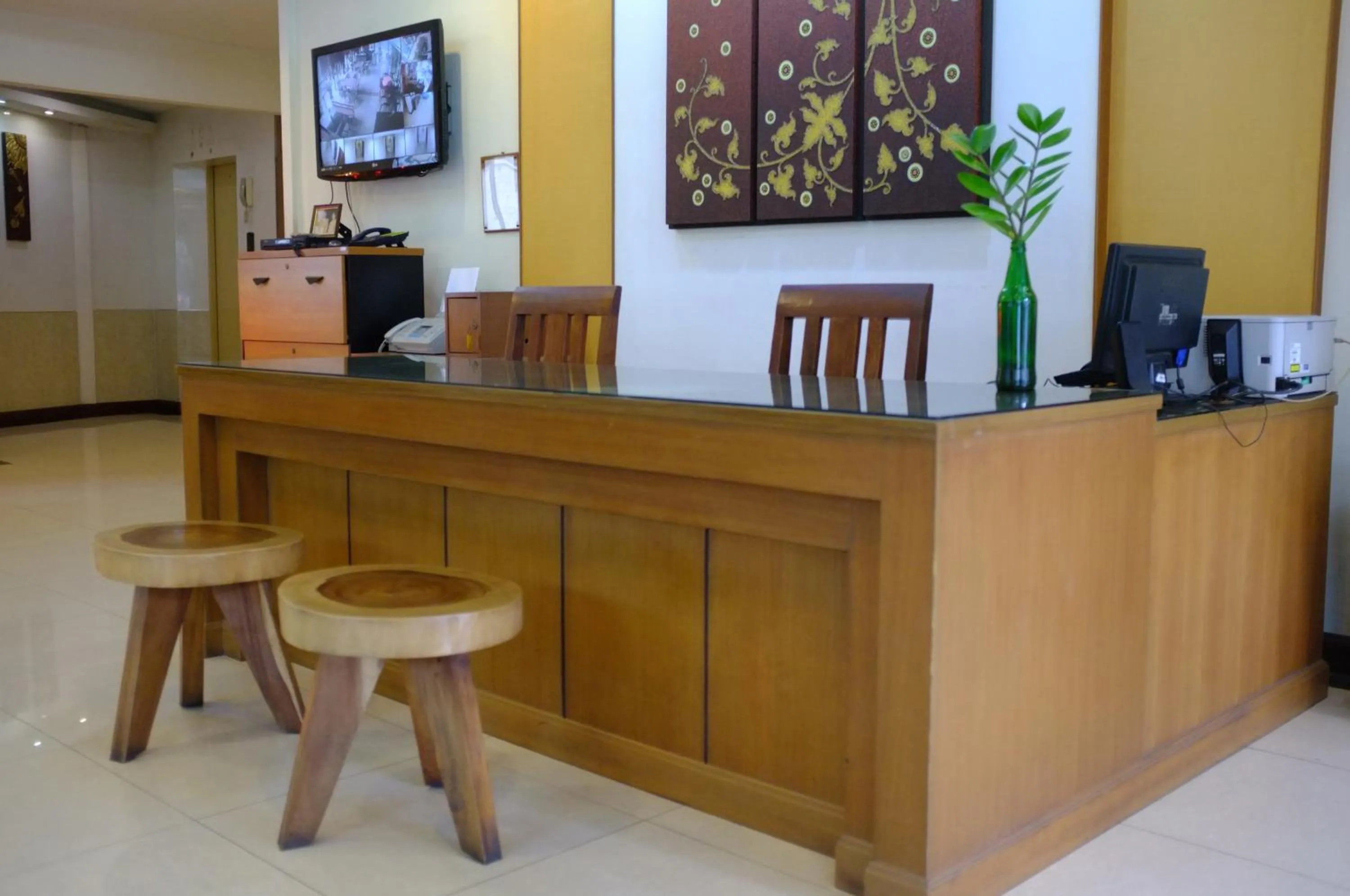 Lobby or reception in V Style Pattaya North Beach