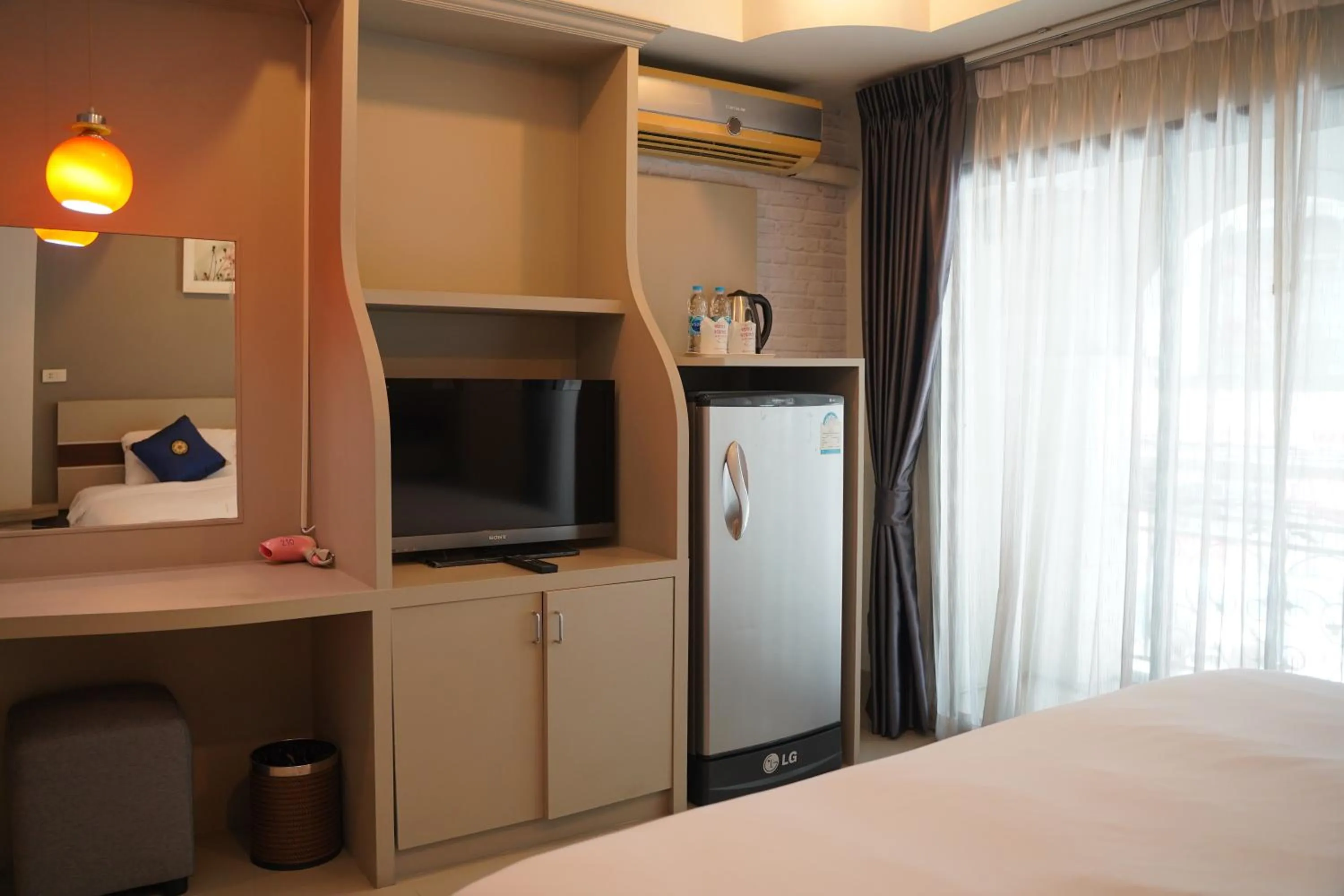 TV and multimedia, Bed in V Style Pattaya North Beach