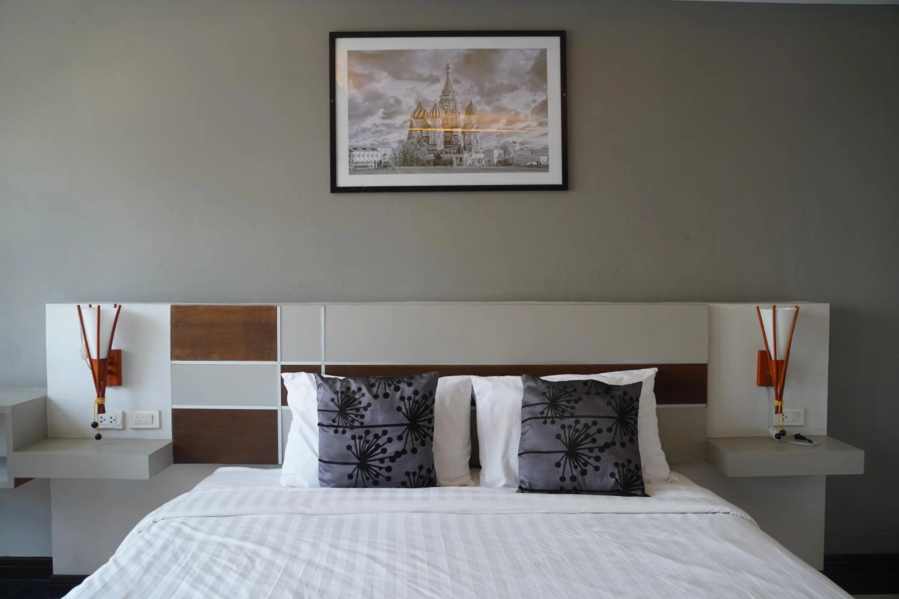 Bed in V Style Pattaya North Beach