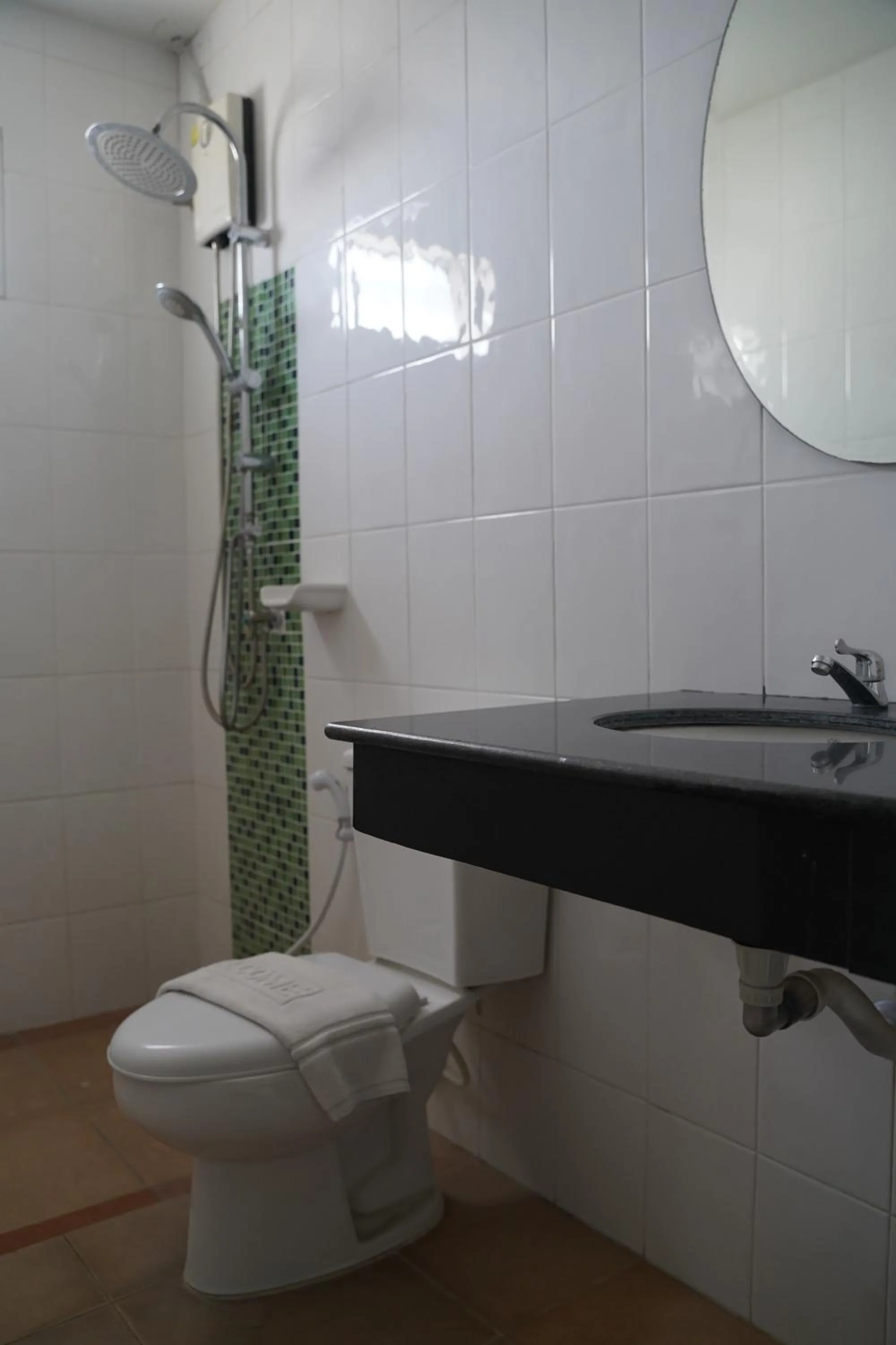 Toilet in V Style Pattaya North Beach