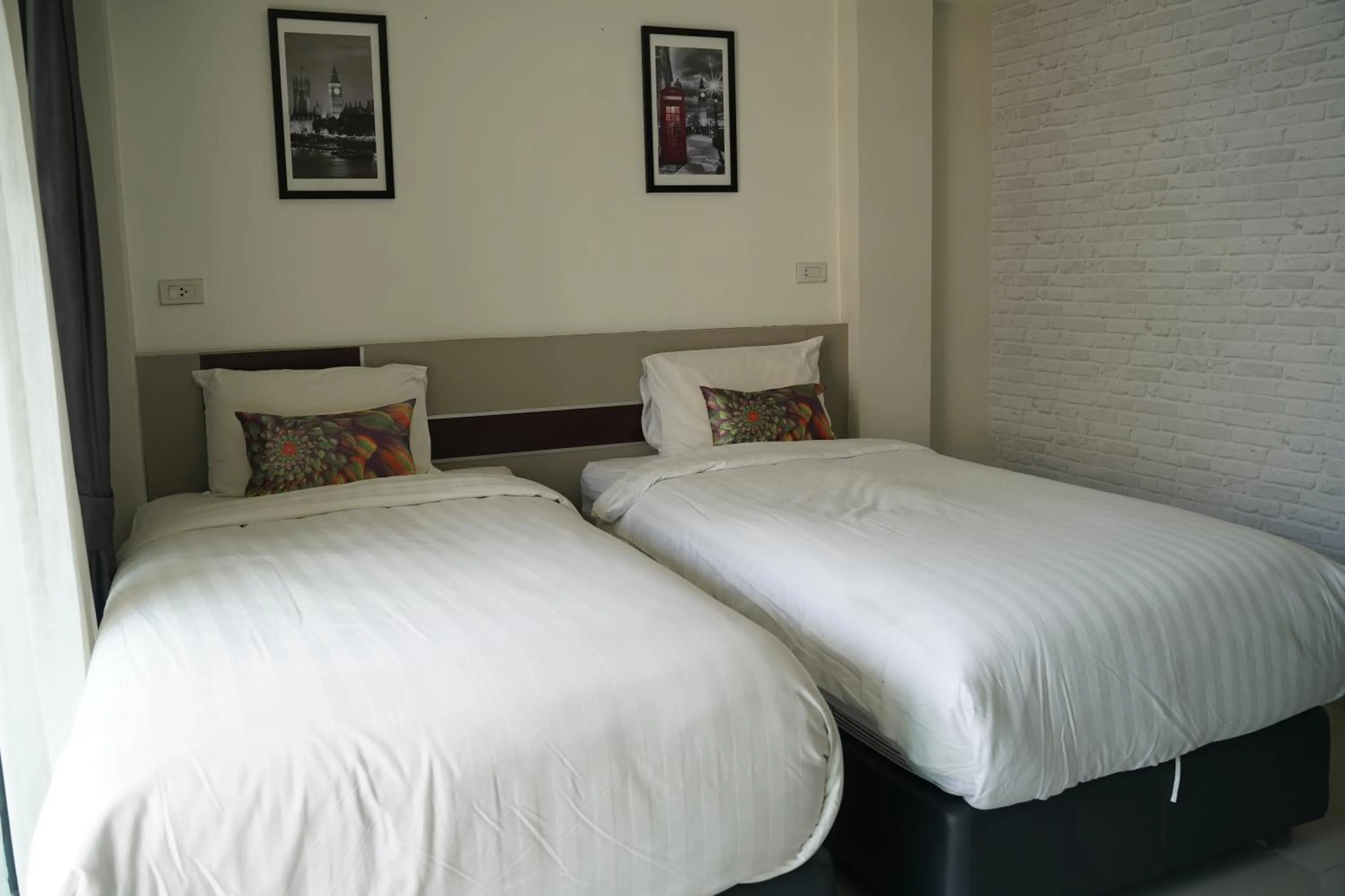 Bed in V Style Pattaya North Beach