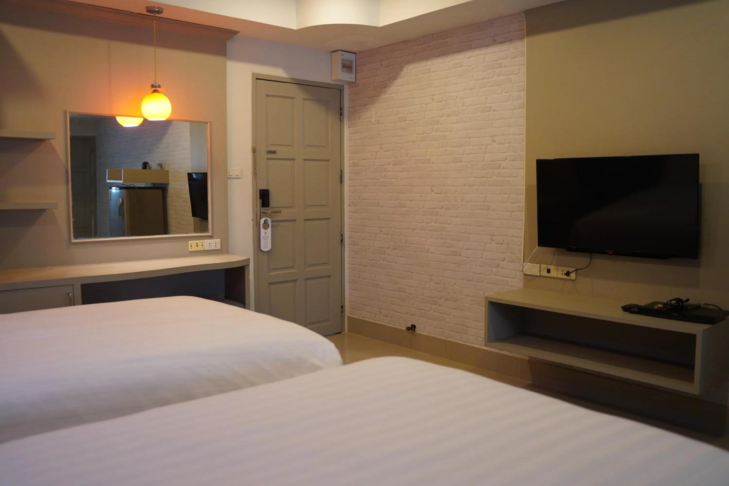 Bedroom, Bed in V Style Pattaya North Beach