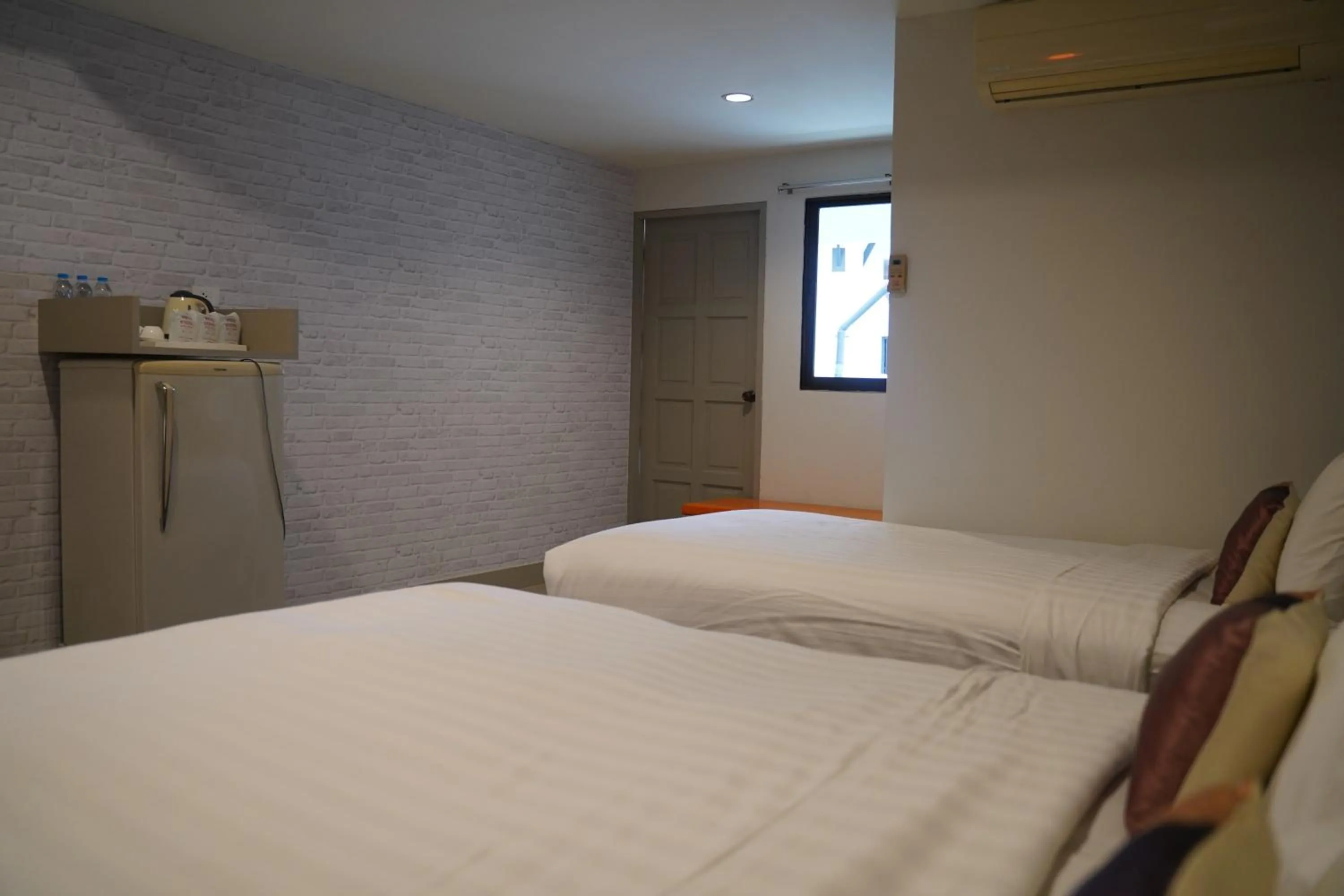 Bed in V Style Pattaya North Beach