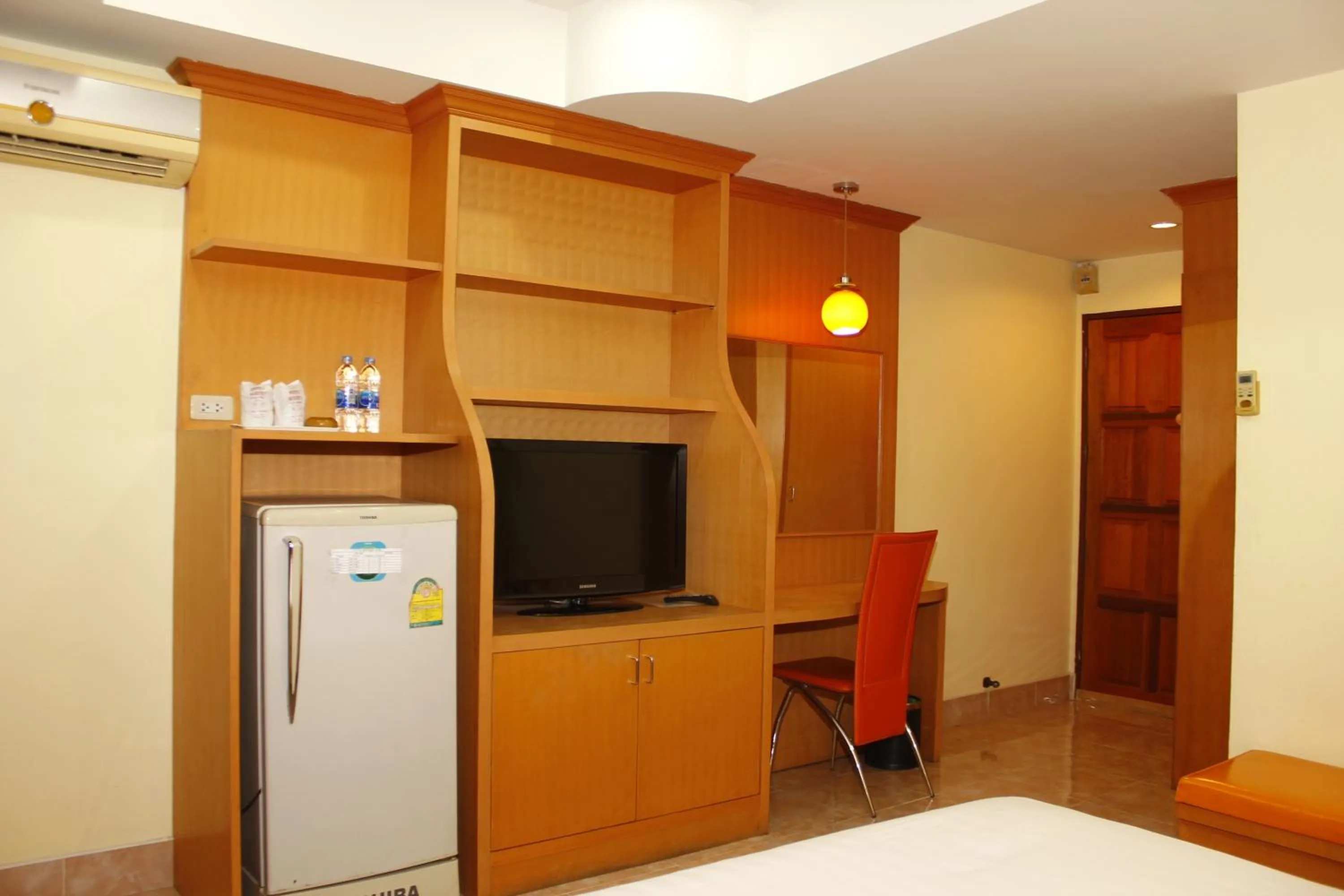 TV and multimedia, Bed in V Style Pattaya North Beach