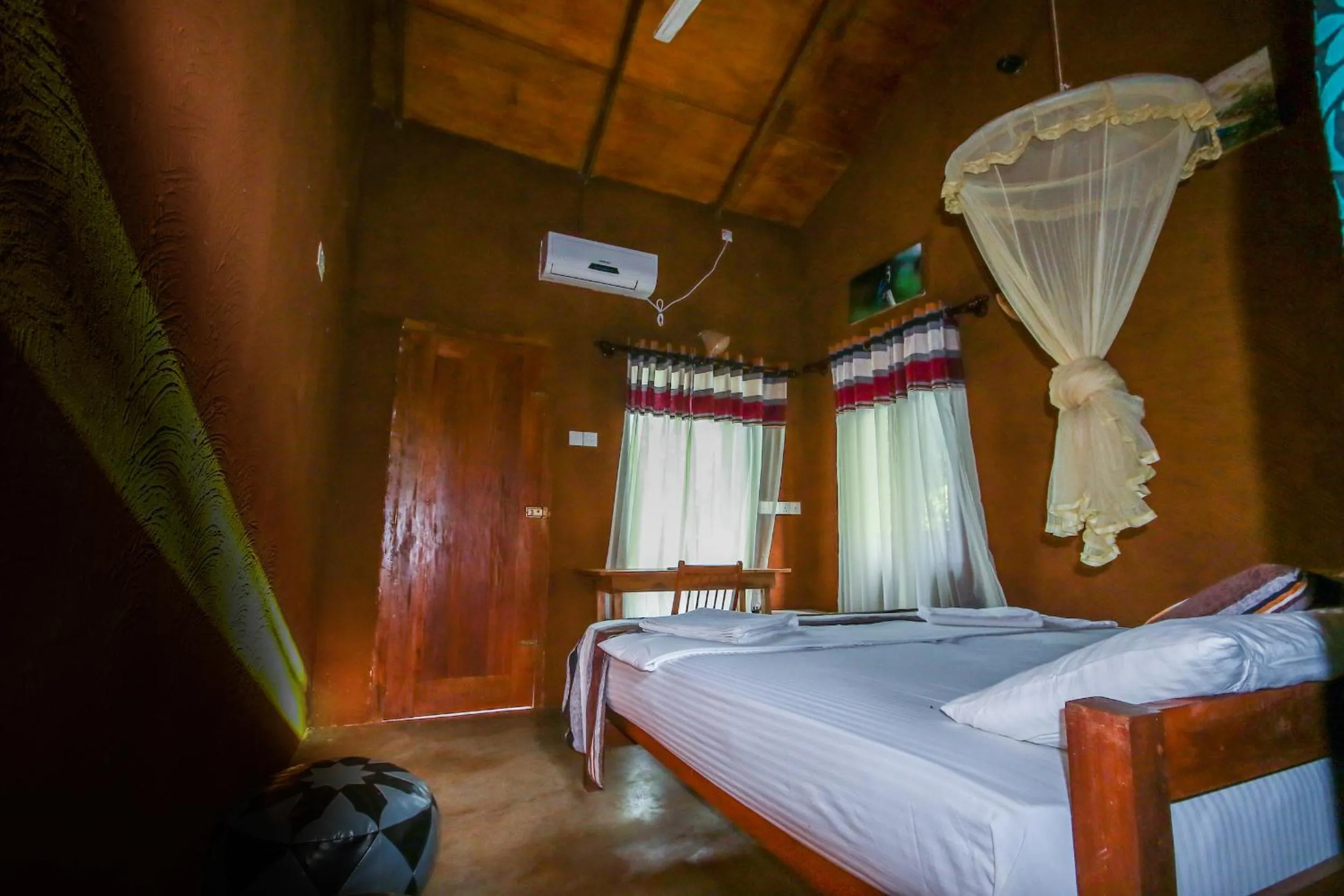 Decorative detail, Bed in The Thick Forest