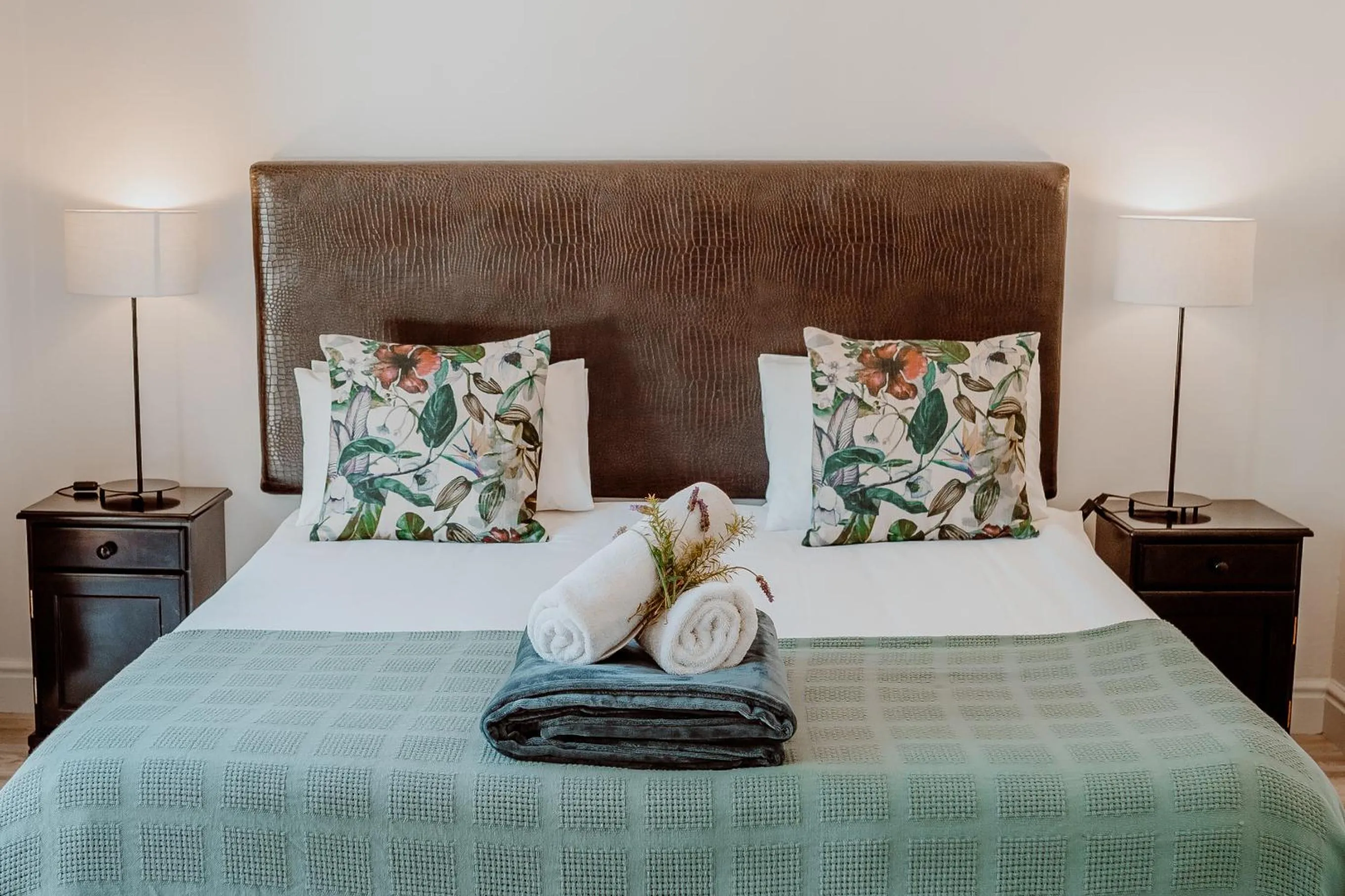 Photo of the whole room, Bed in Manley Wine Estate