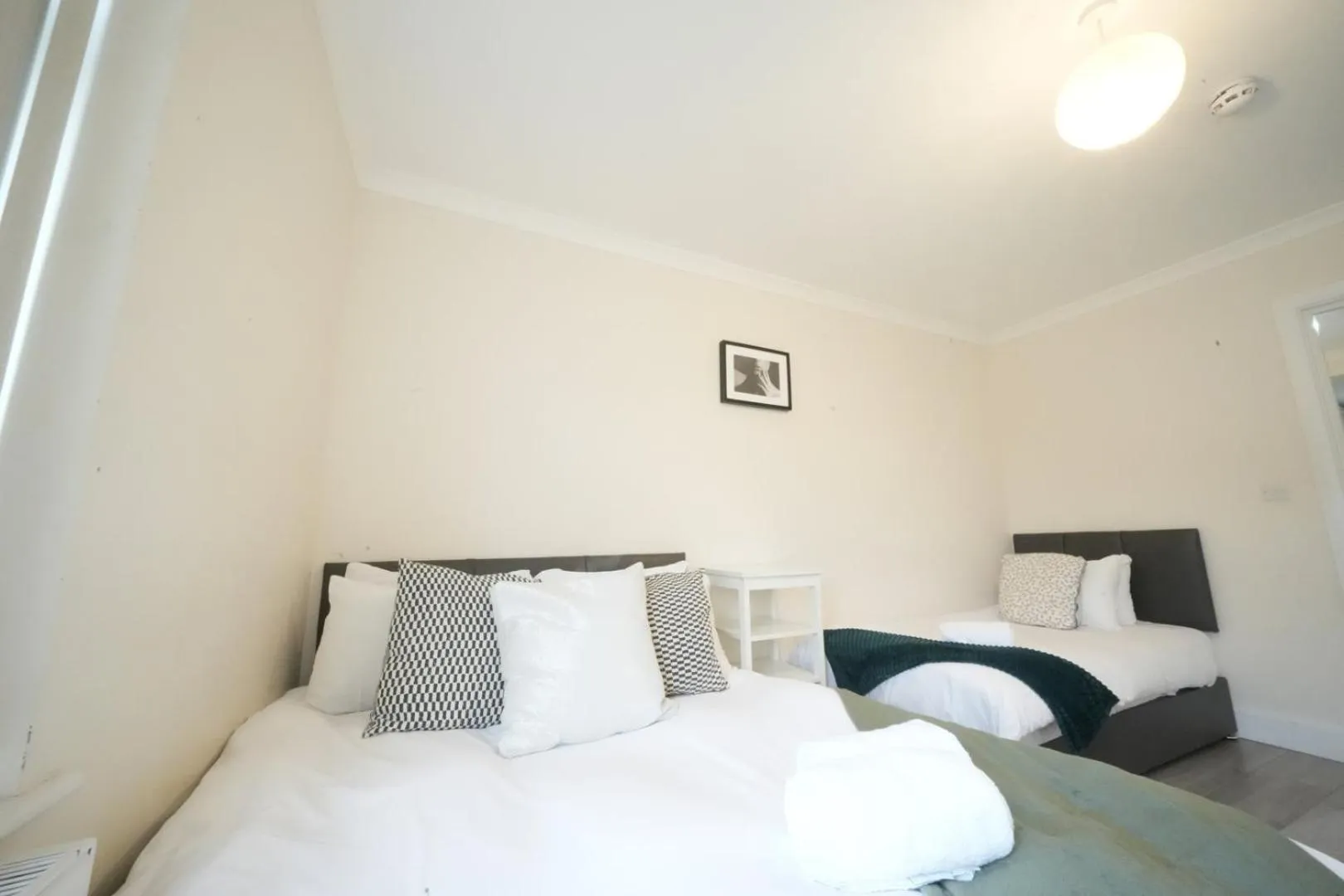 Bed in The Close Airport