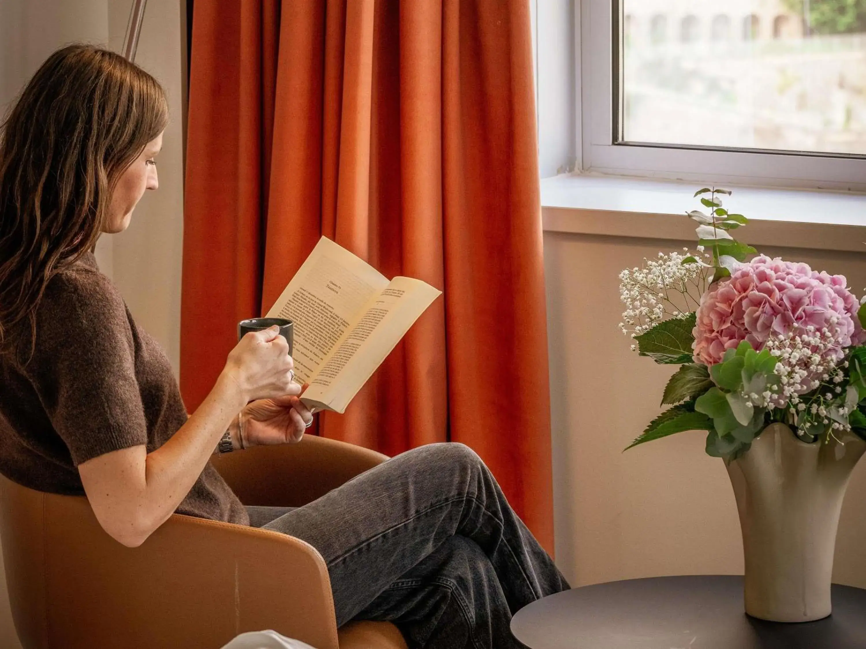 Executive Double Room with Sofa Bed in Novotel Lyon Centre-Confluence Bord de Saone Executive Double Room with Sofa Bed in Novotel Lyon Centre-Confluence Bord de Saone