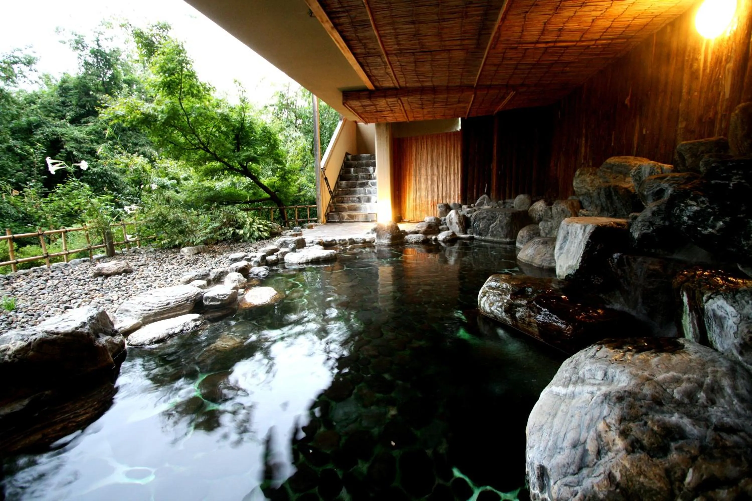 Hot Spring Bath in Senkyo