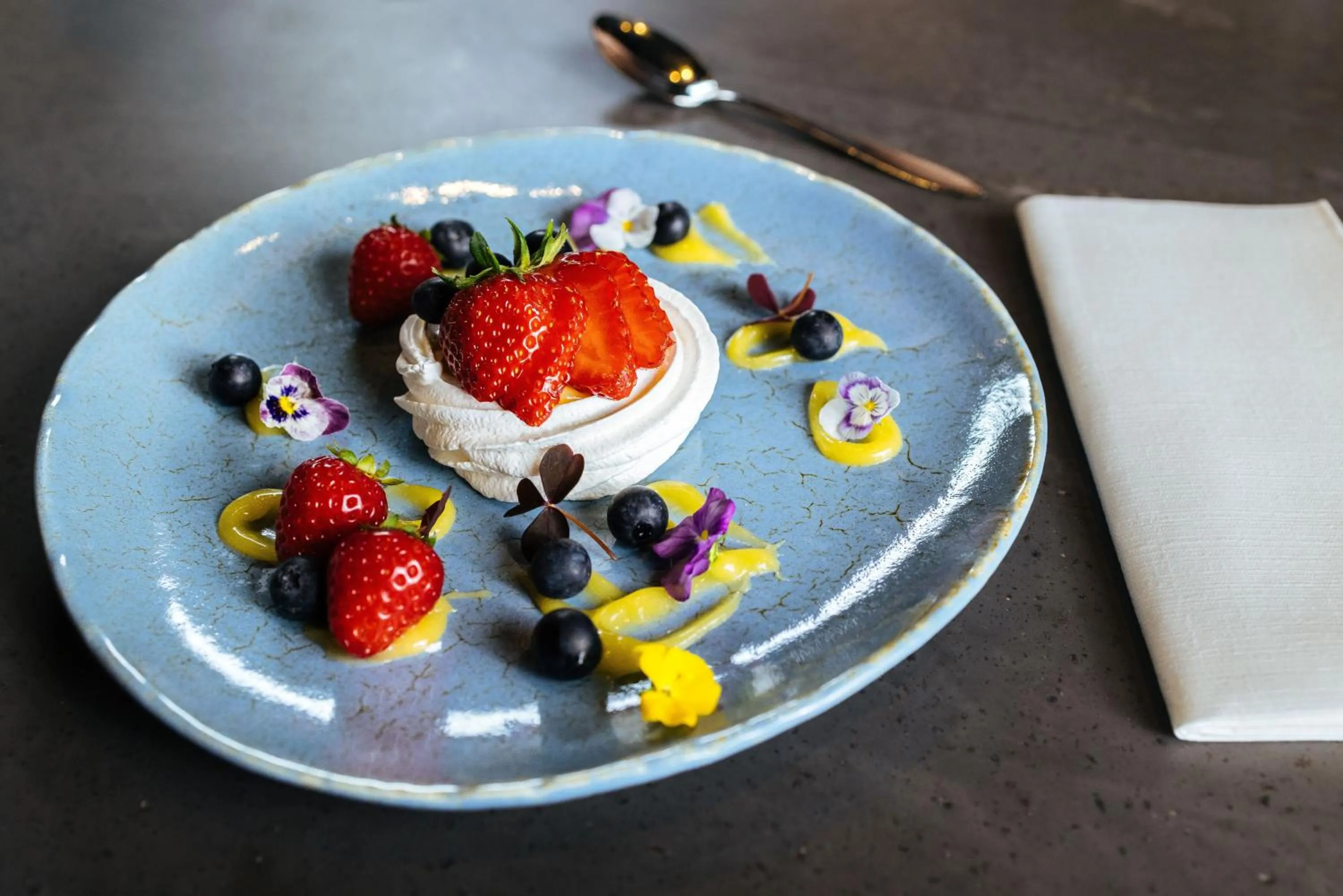 Restaurant/places to eat in Fretheim Hotel