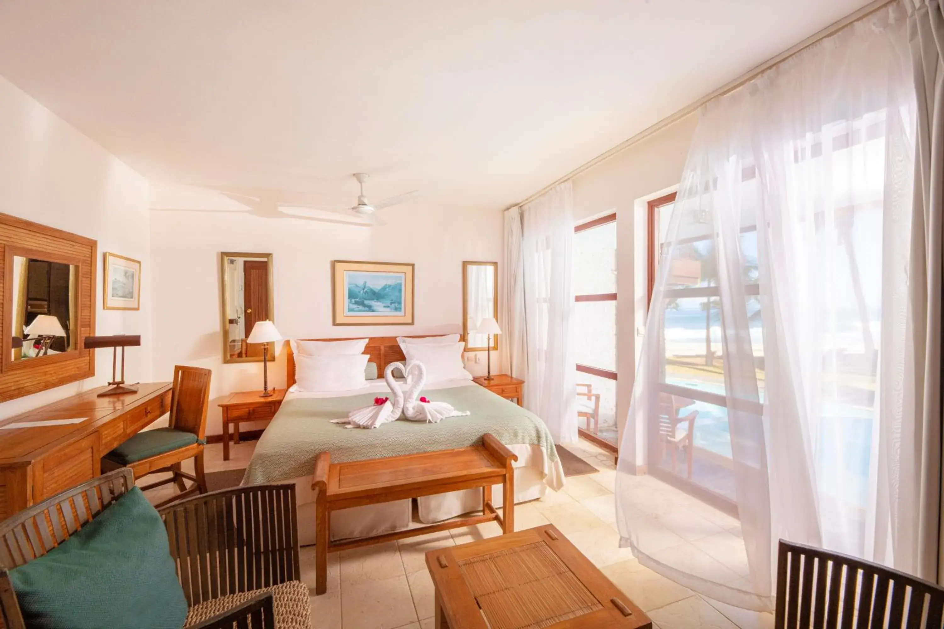 Superior Double or Twin Room with Pool Access in Le Saint Alexis **** Hotel & Spa Superior Double or Twin Room with Pool Access in Le Saint Alexis **** Hotel & Spa