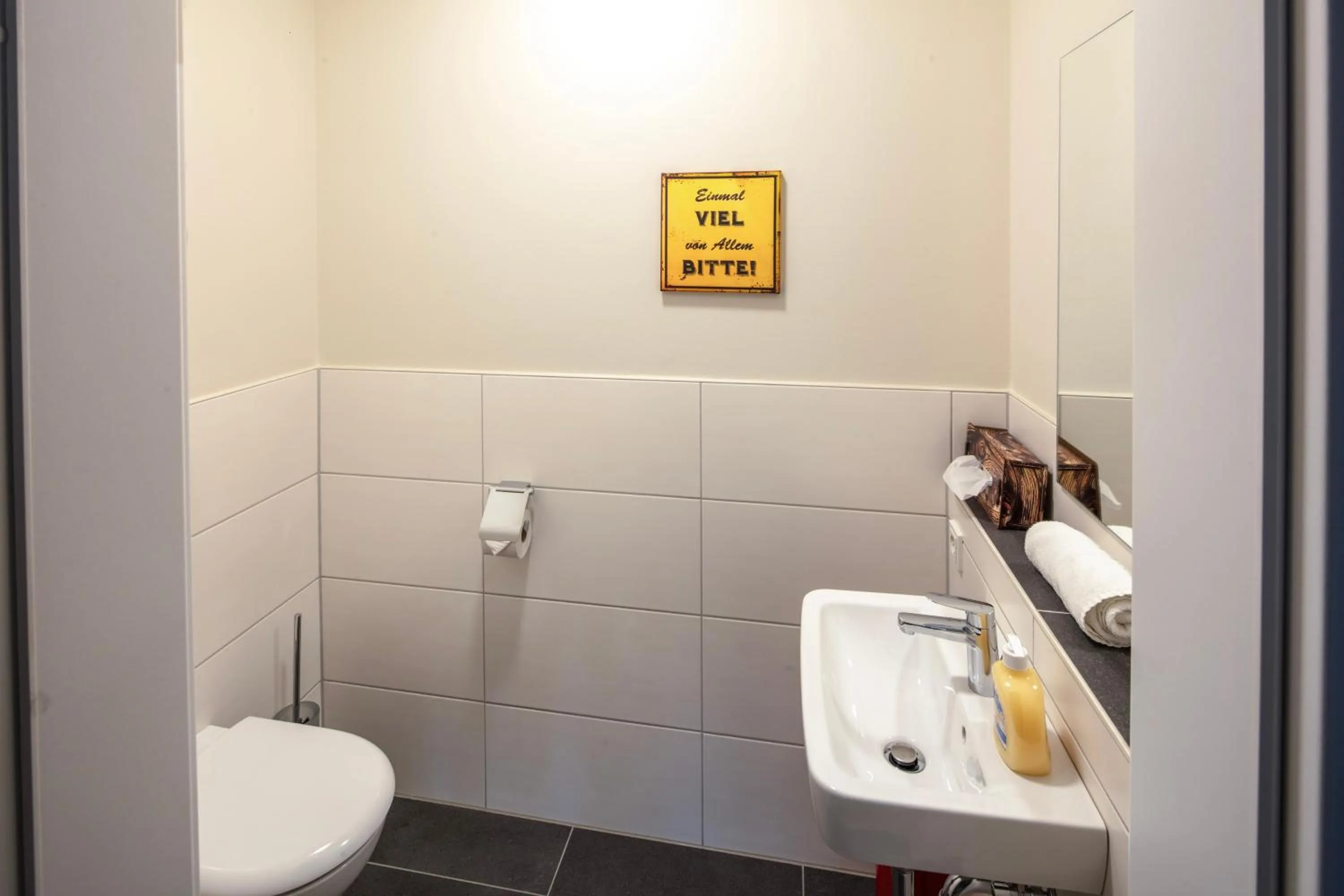 Photo of the whole room in Plumbohms ECHT-HARZ-HOTEL