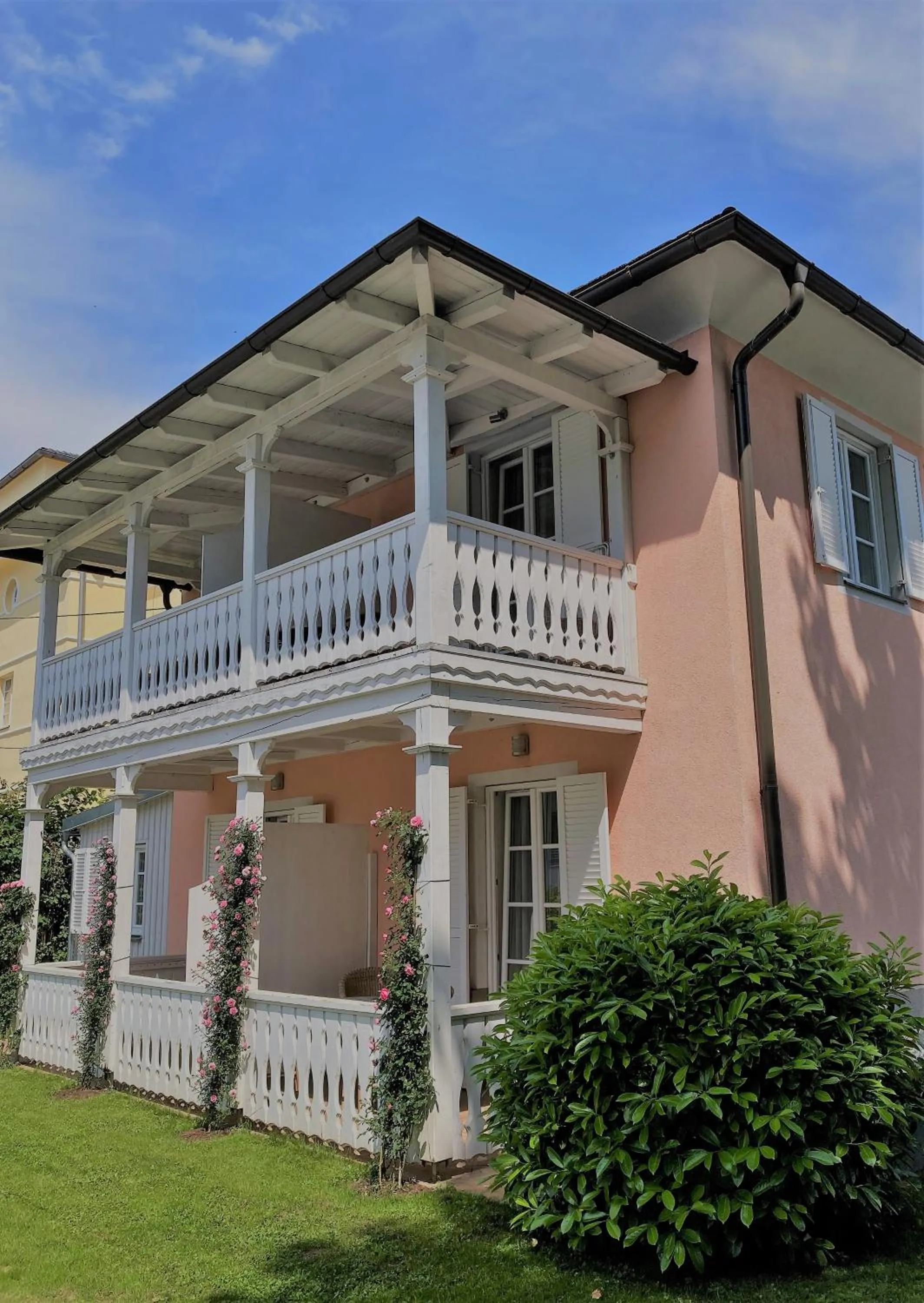 Property building in Villa Auguste