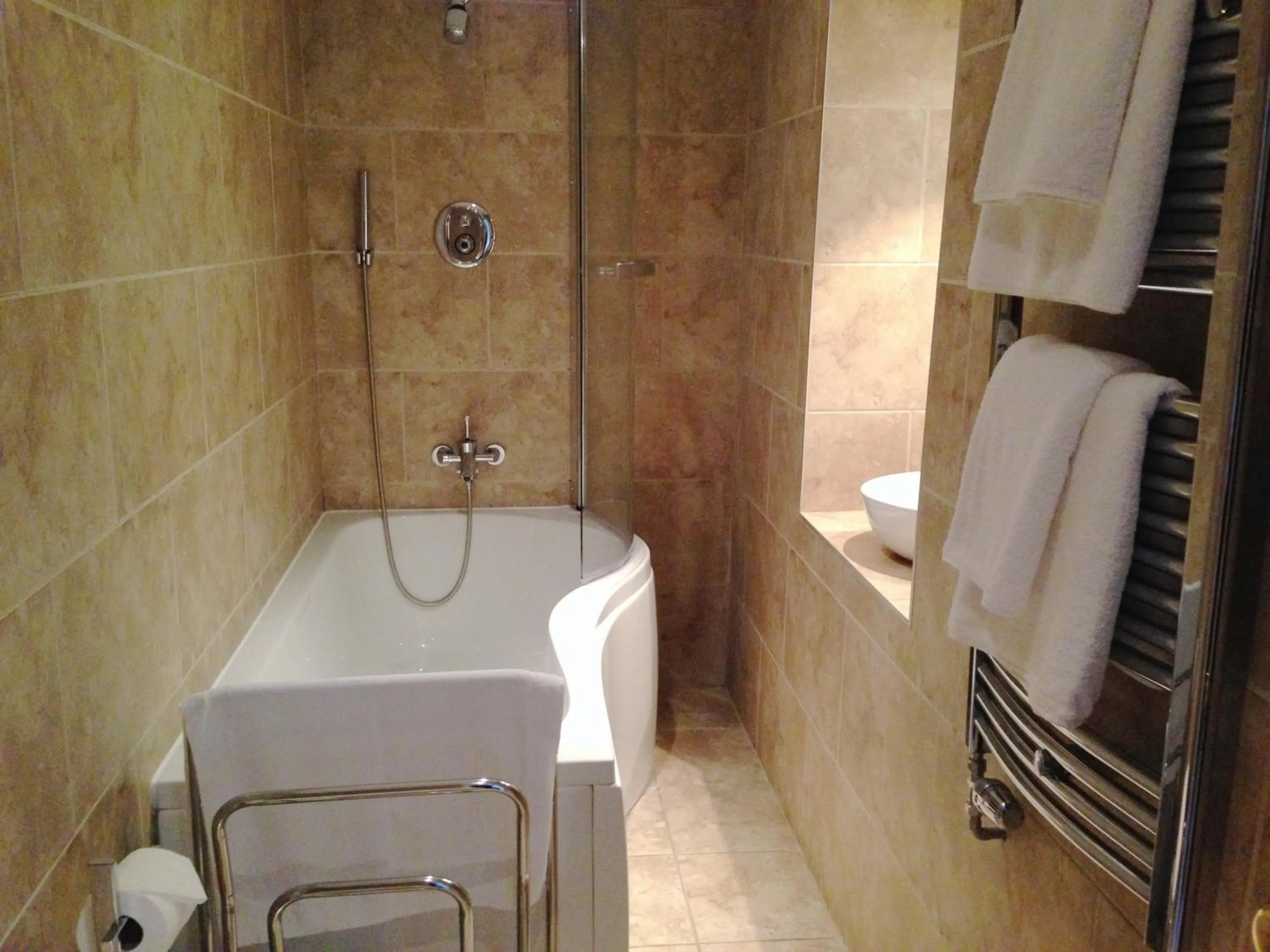 Bathroom in Lydford House