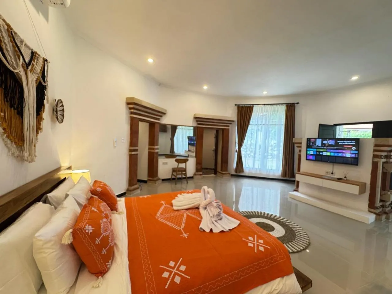 Bed in Mamo Hotel Uluwatu