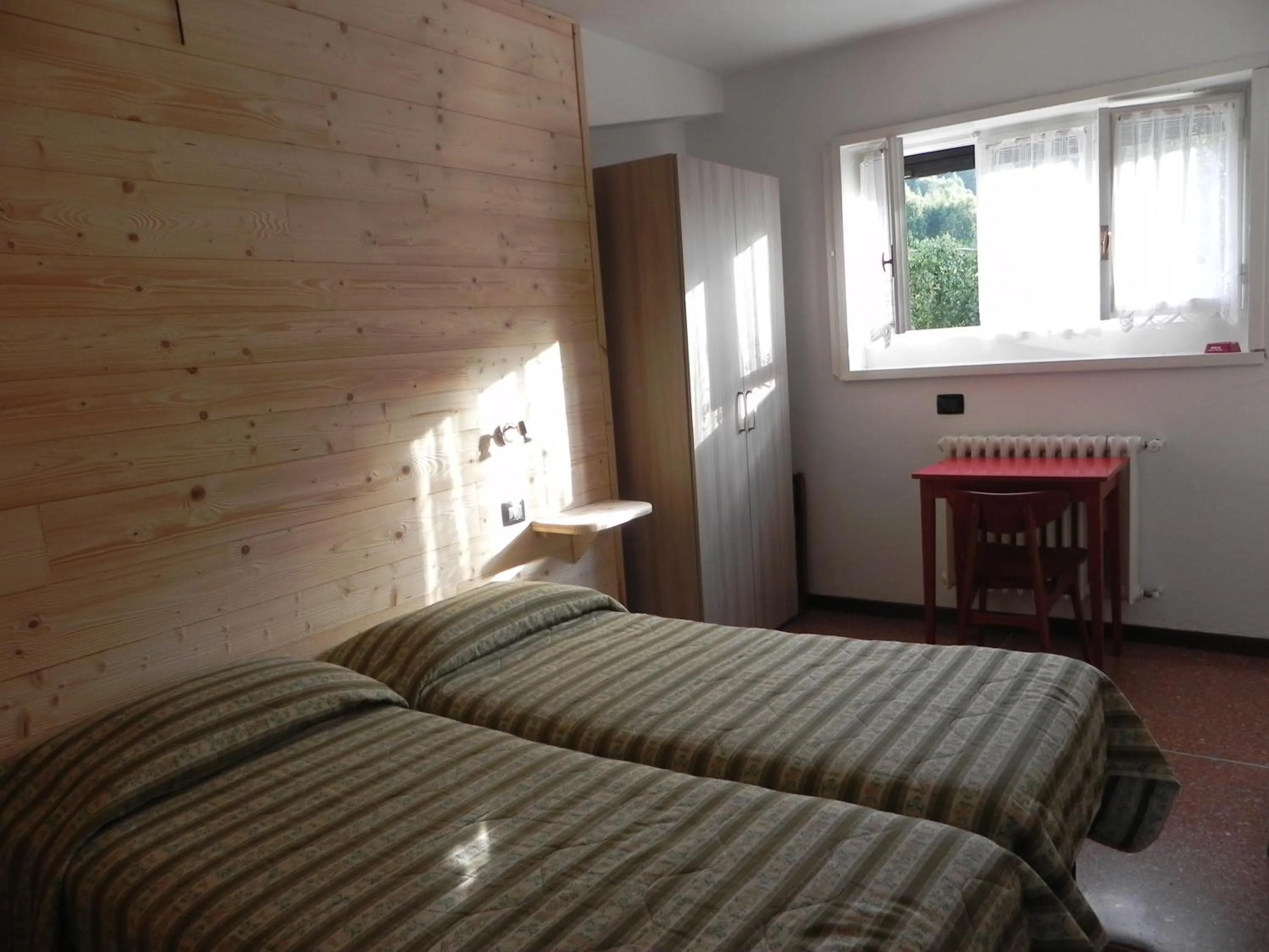 Photo of the whole room, Bed in Albergo Cioccarelli