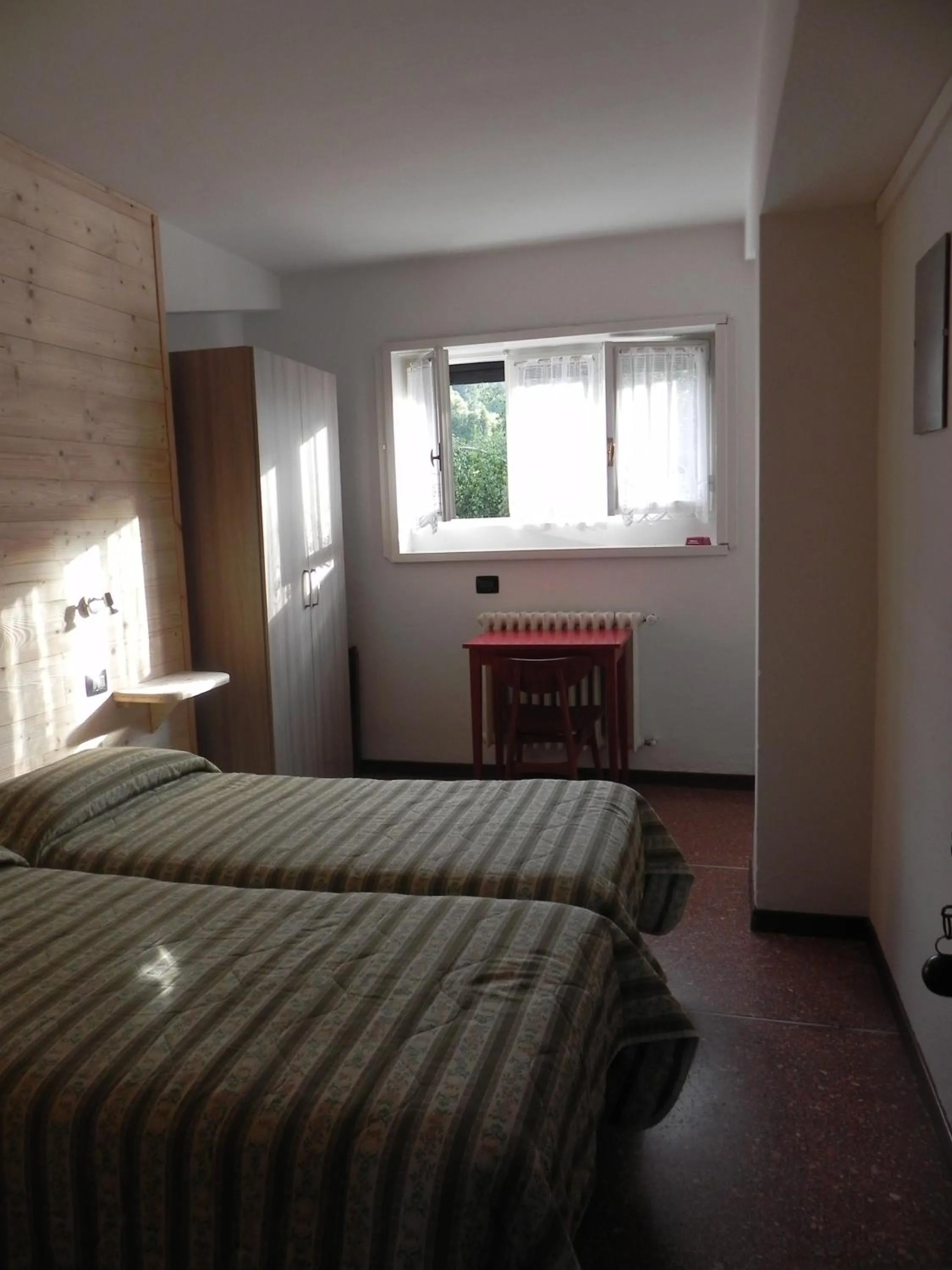 Photo of the whole room, Bed in Albergo Cioccarelli