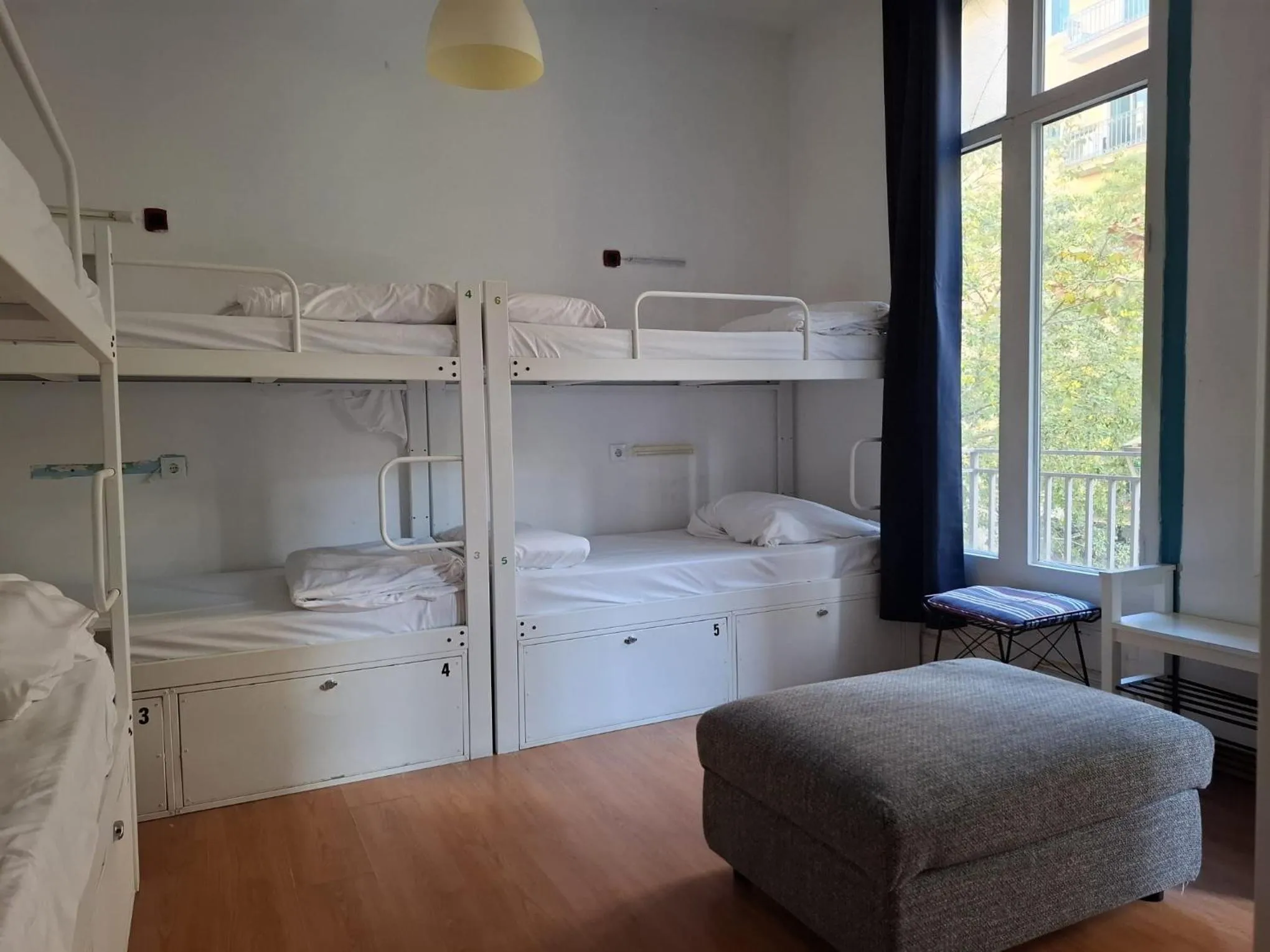 Bed in Mediterranean Hostel Barcelona