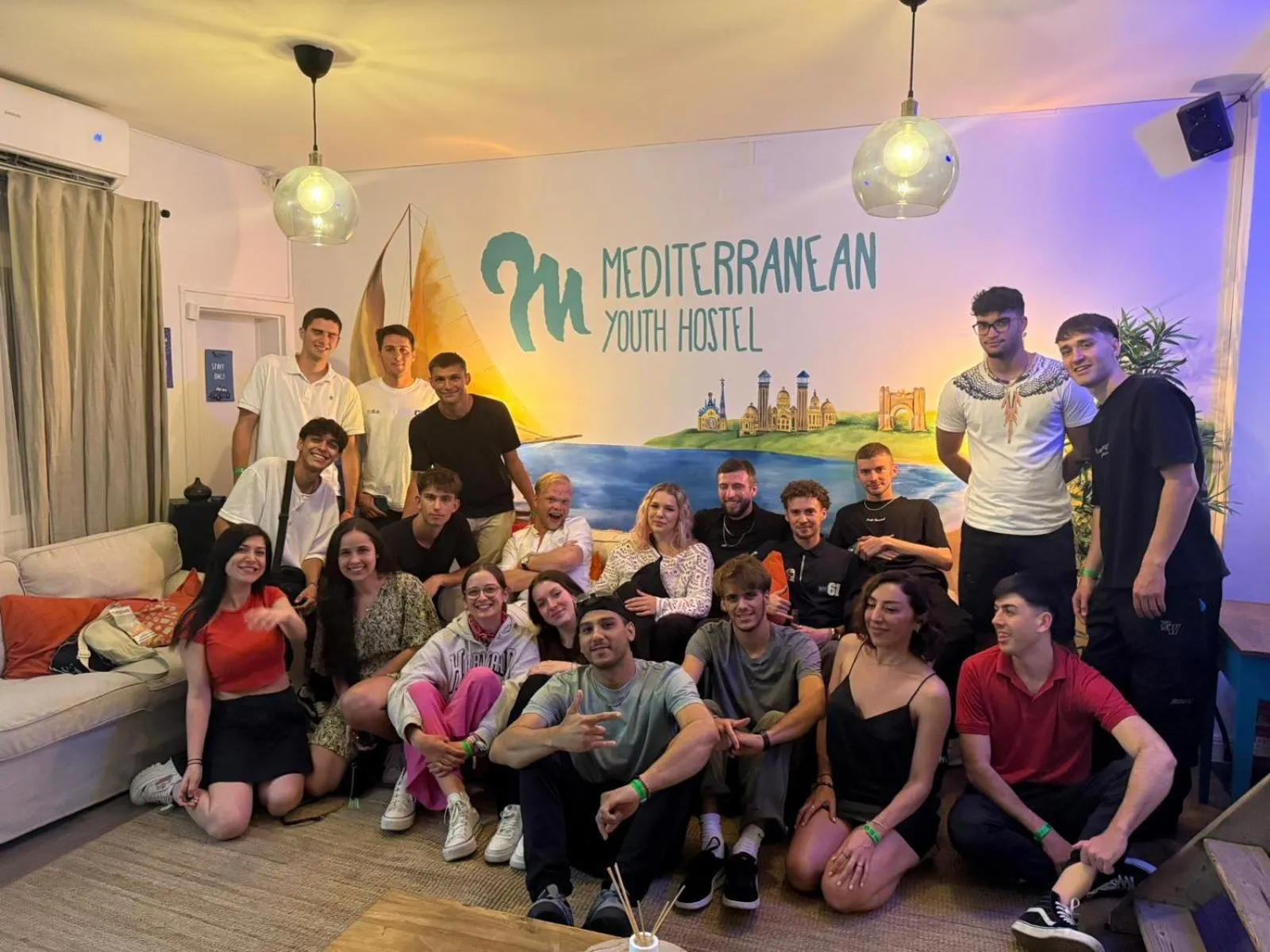 Living room in Mediterranean Hostel Barcelona