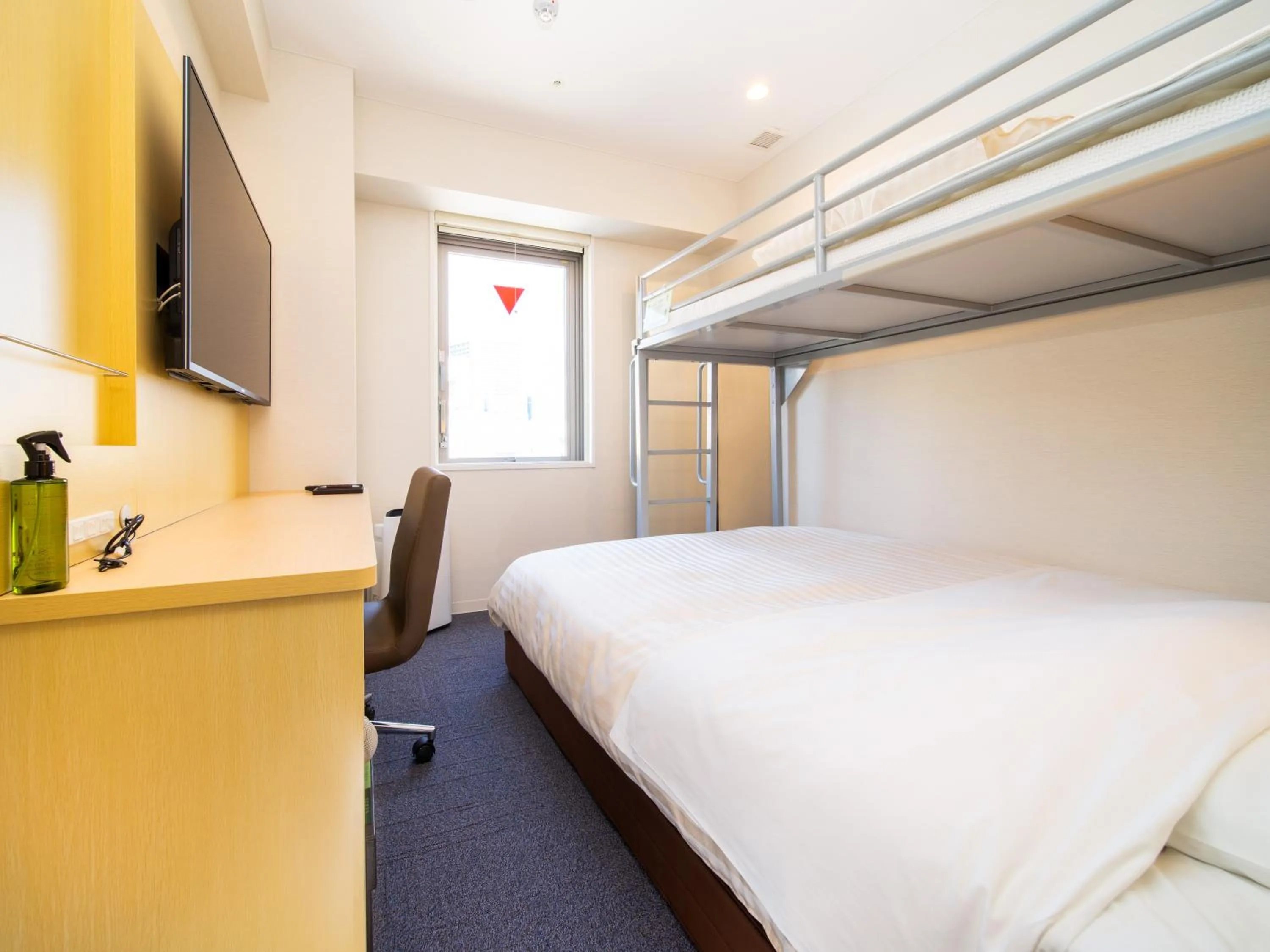 Photo of the whole room, Bed in Super Hotel Tokyo Shiba