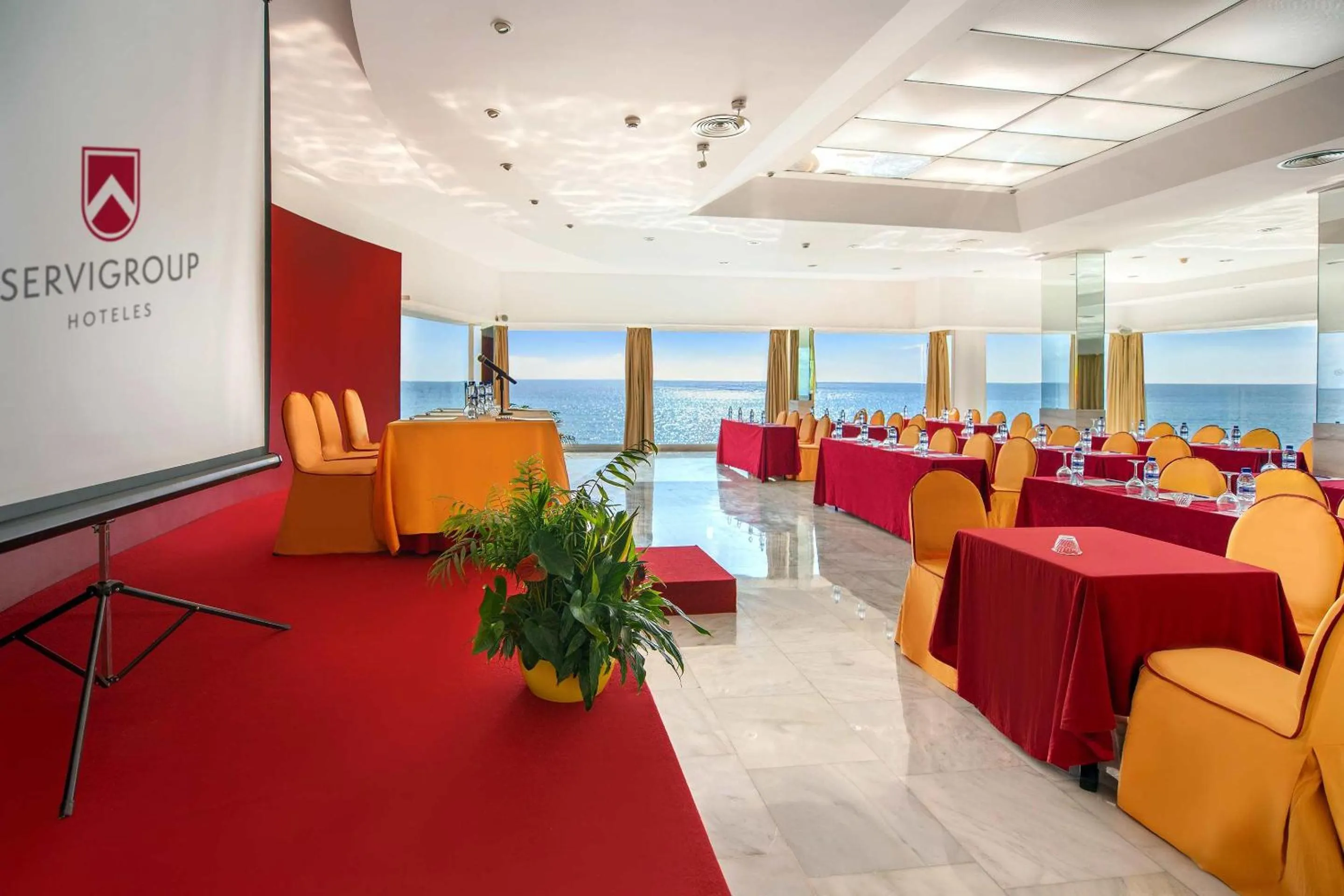Meeting/conference room in Hotel Servigroup Galua