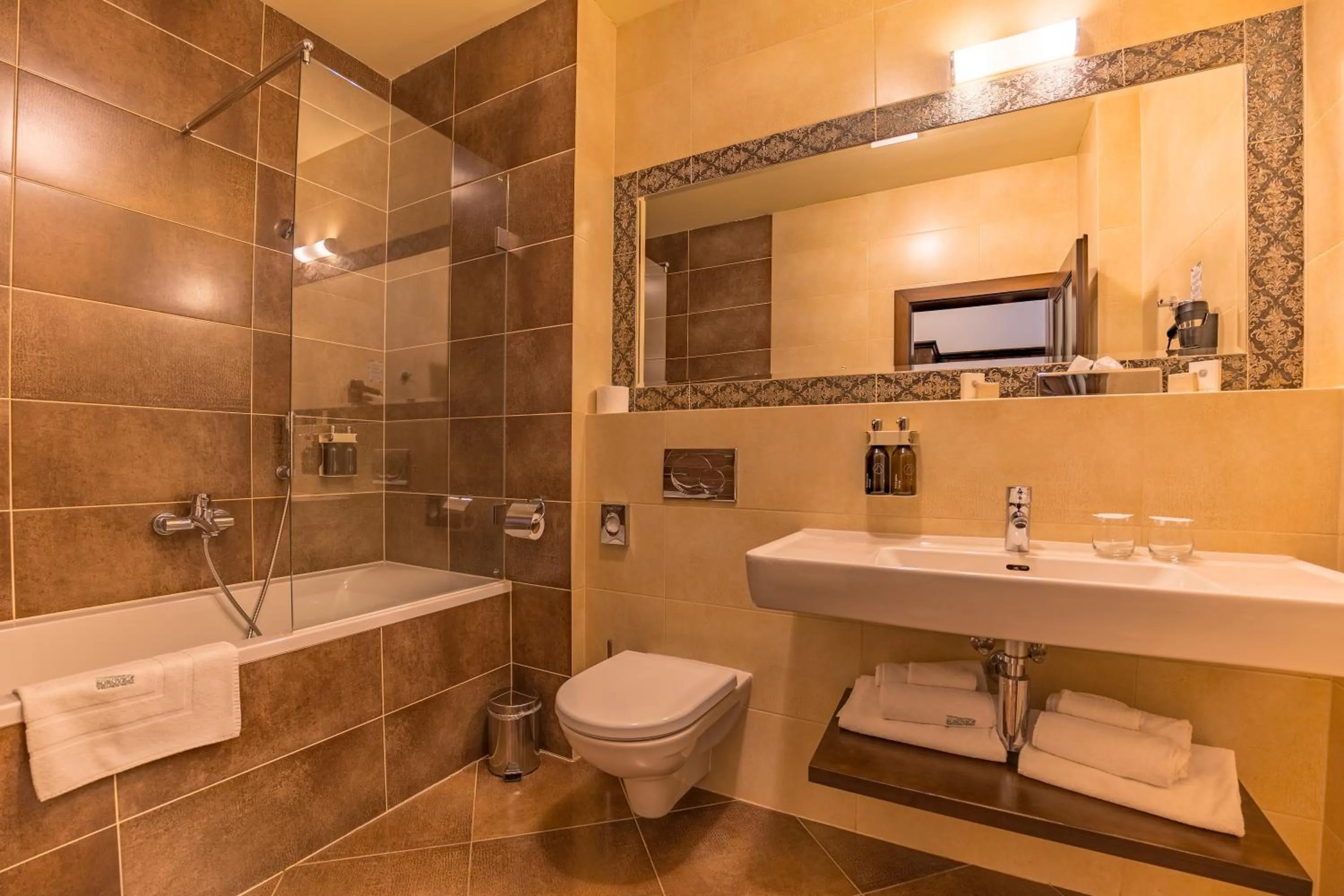 Bathroom in APLEND Wellness Hotel Borovica
