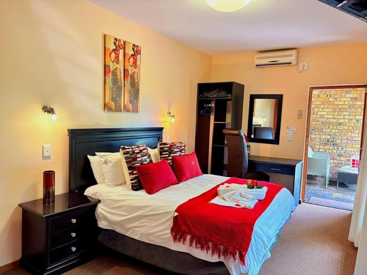 Bed in Rio Vista Lodge