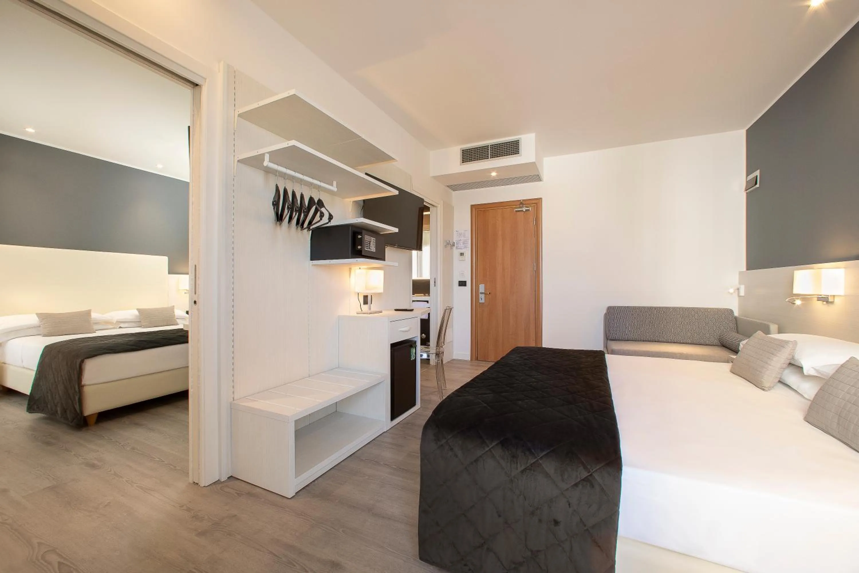 Photo of the whole room, Bed in Hotel Sayonara