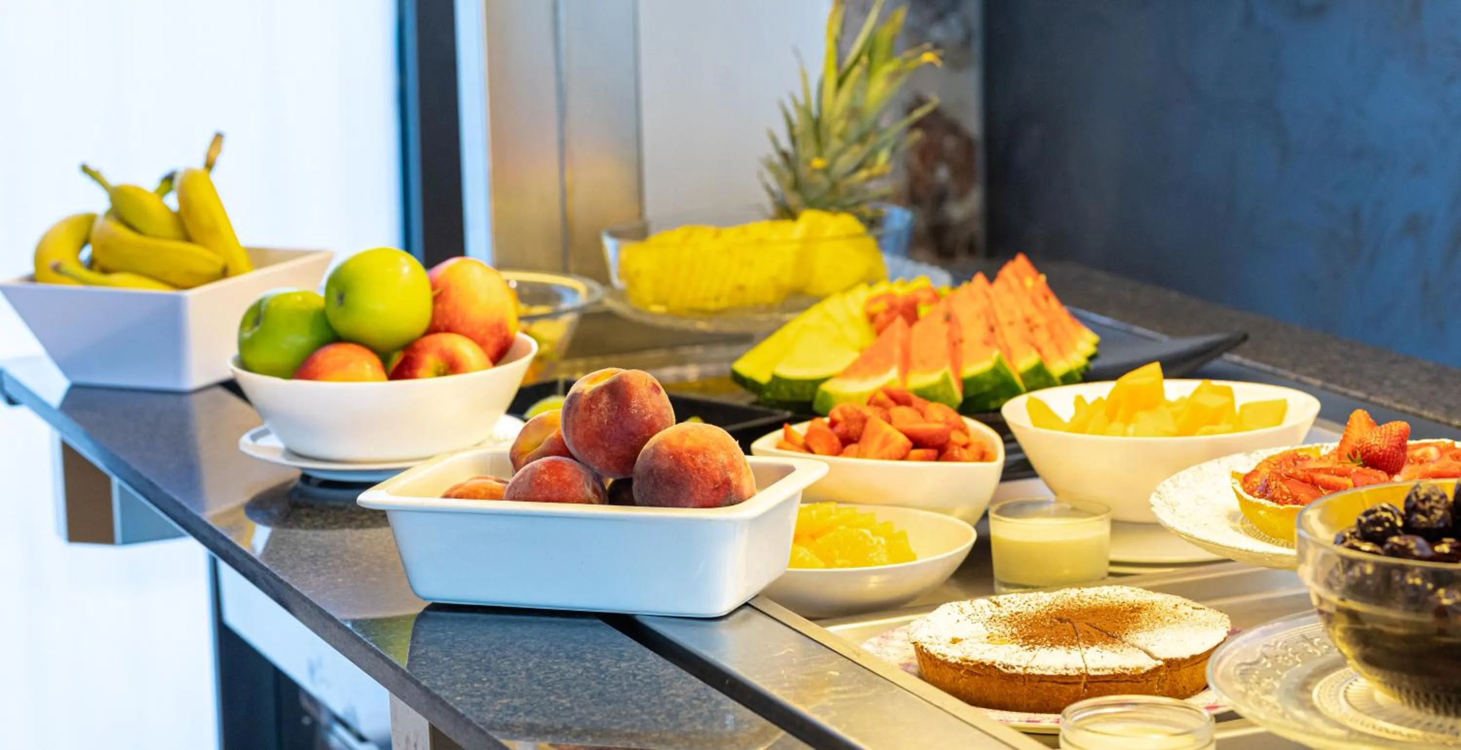 Restaurant/places to eat in Hotel Sayonara