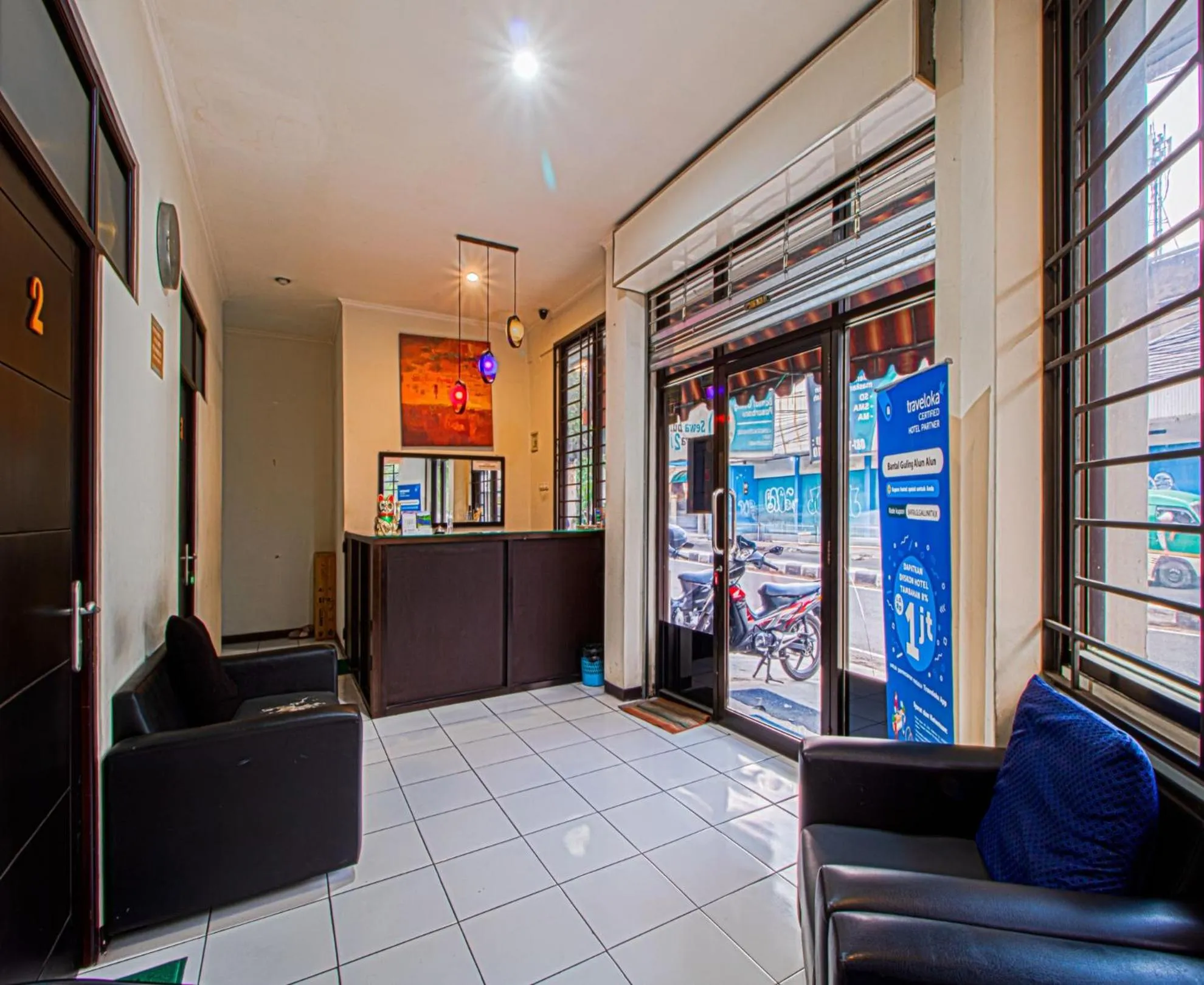 Lobby or reception in Bantal Guling Alun Alun Bandung