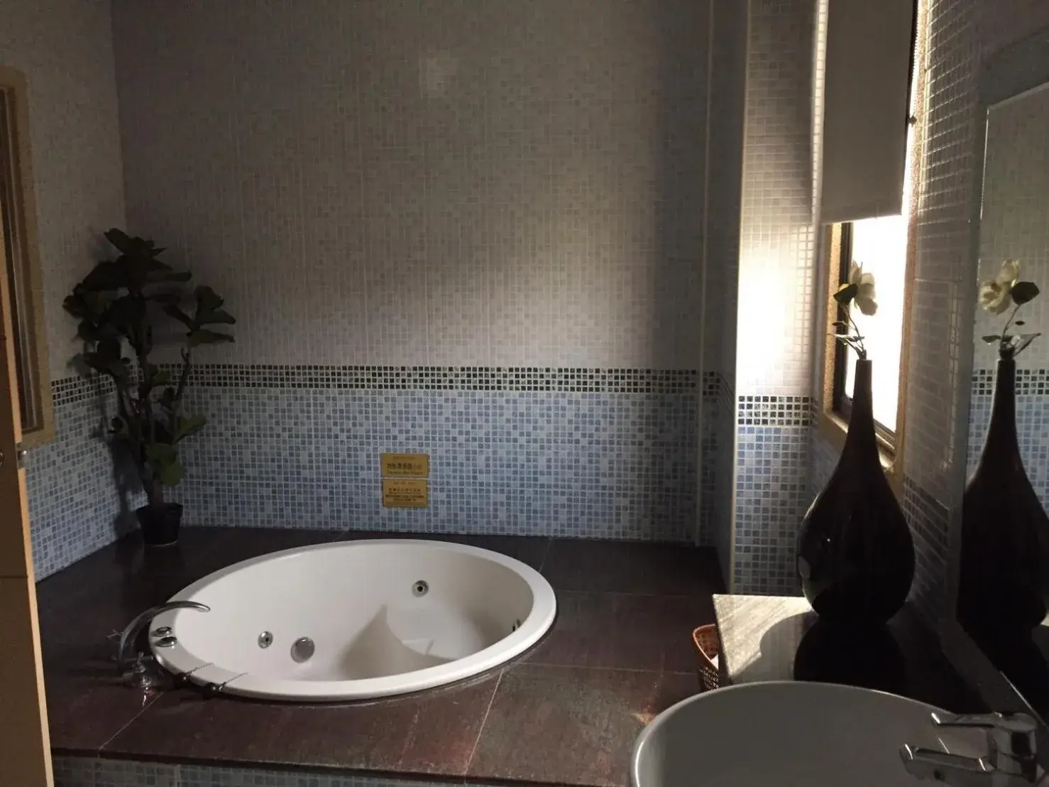 Business Deluxe Double Room in Chateau Motel & Spa Business Deluxe Double Room in Chateau Motel & Spa