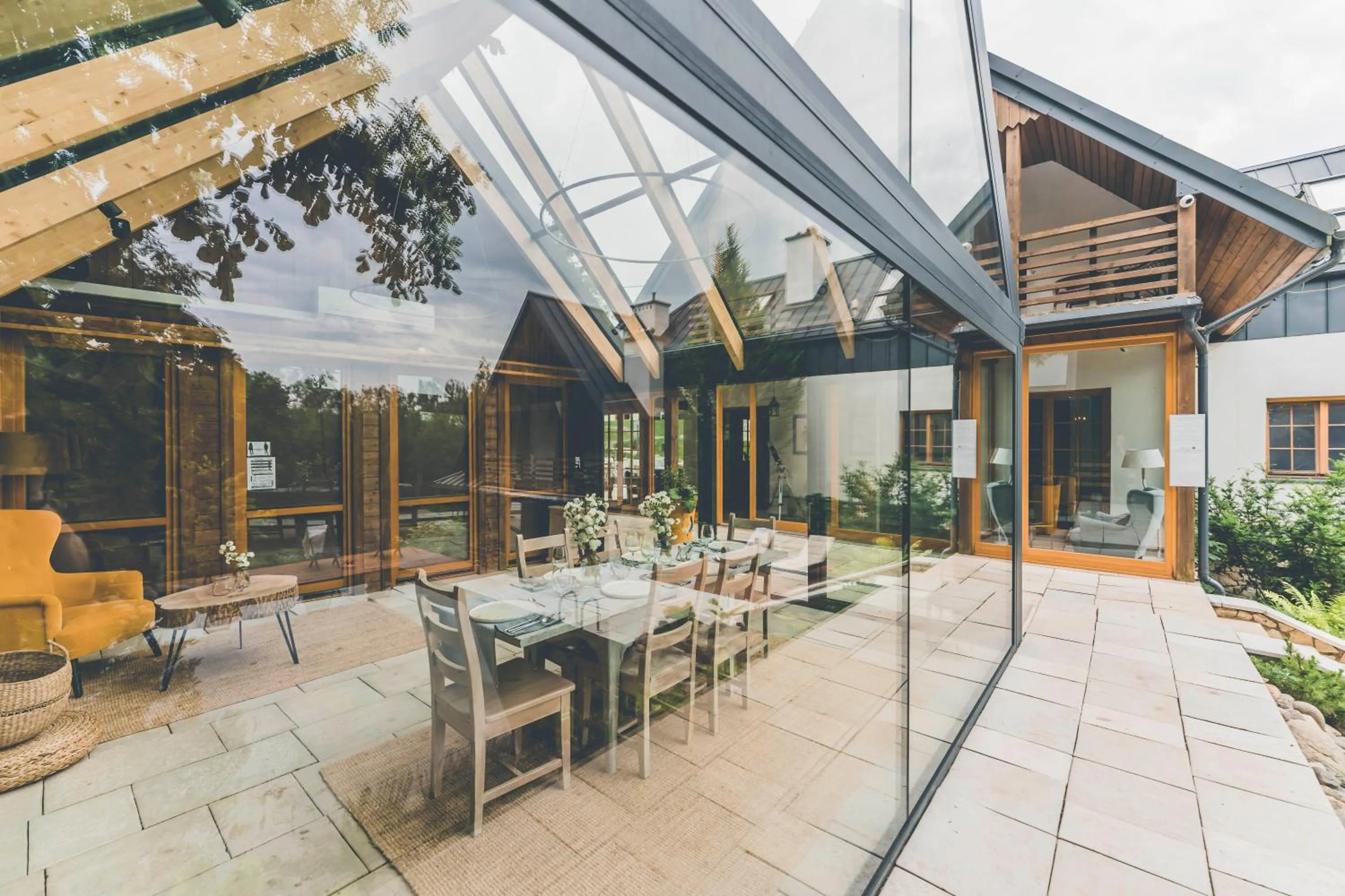 Restaurant/places to eat in Łubinowe Wzgórze - Wioska Zdrowia