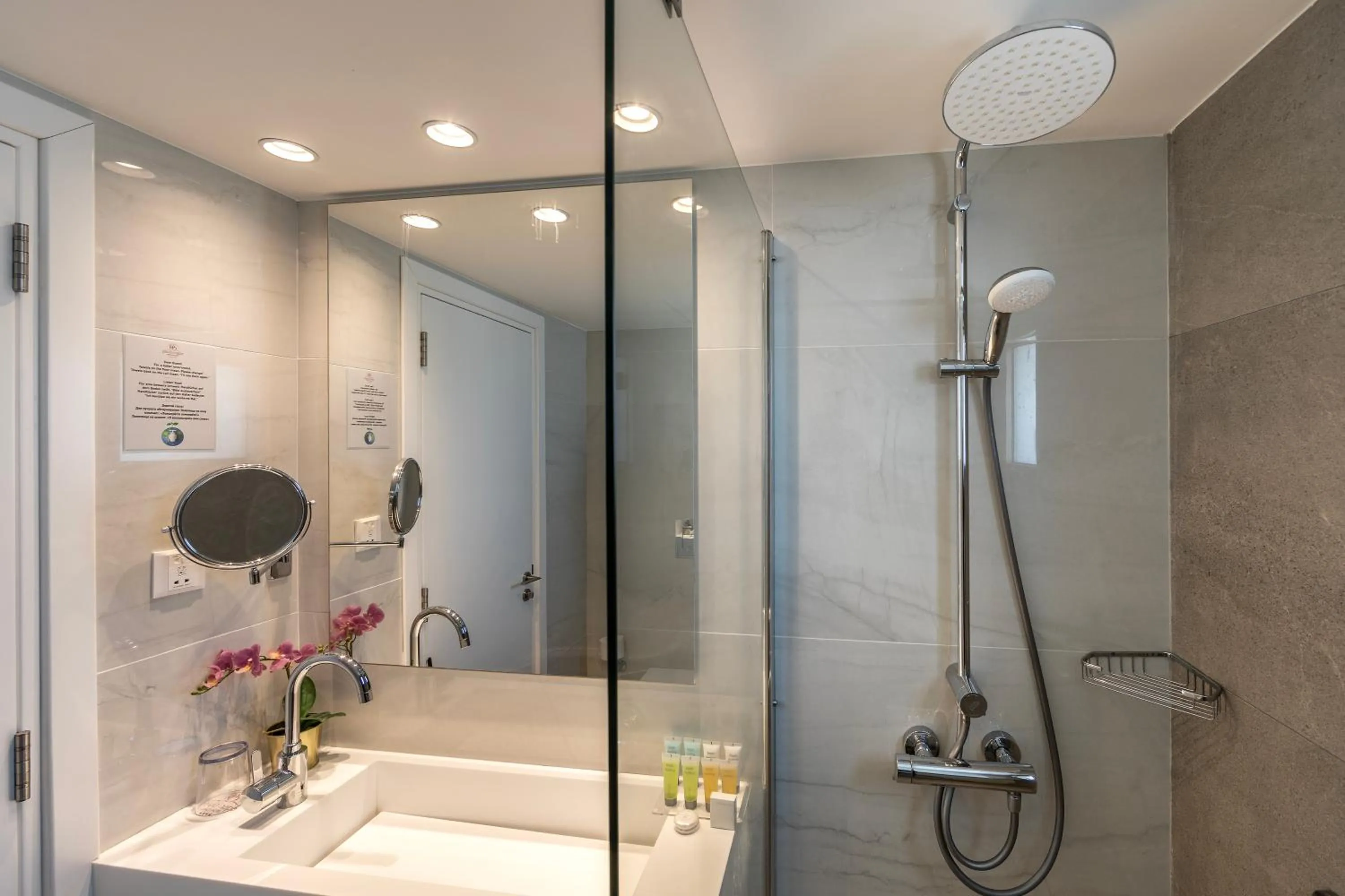 Shower in Pavlo Napa Beach Hotel