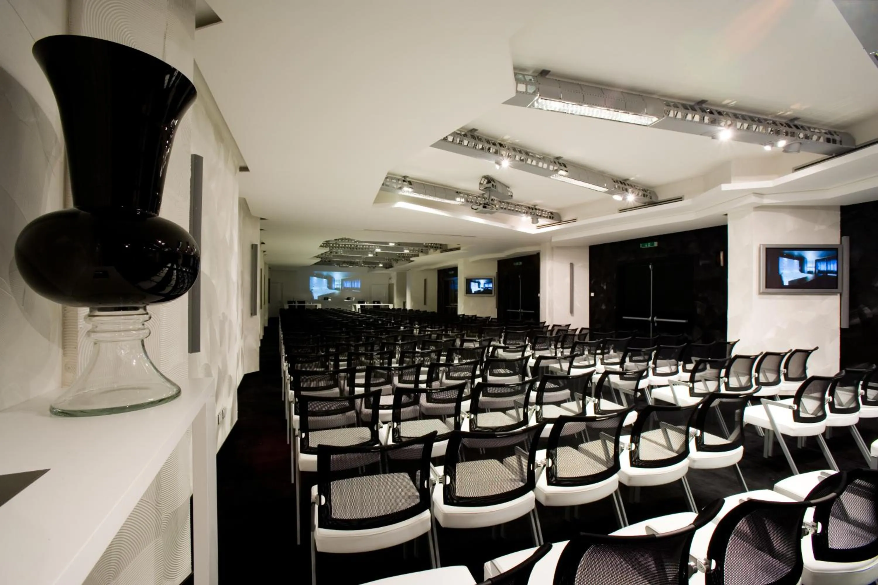 Business facilities in Hotel VdB NEXT