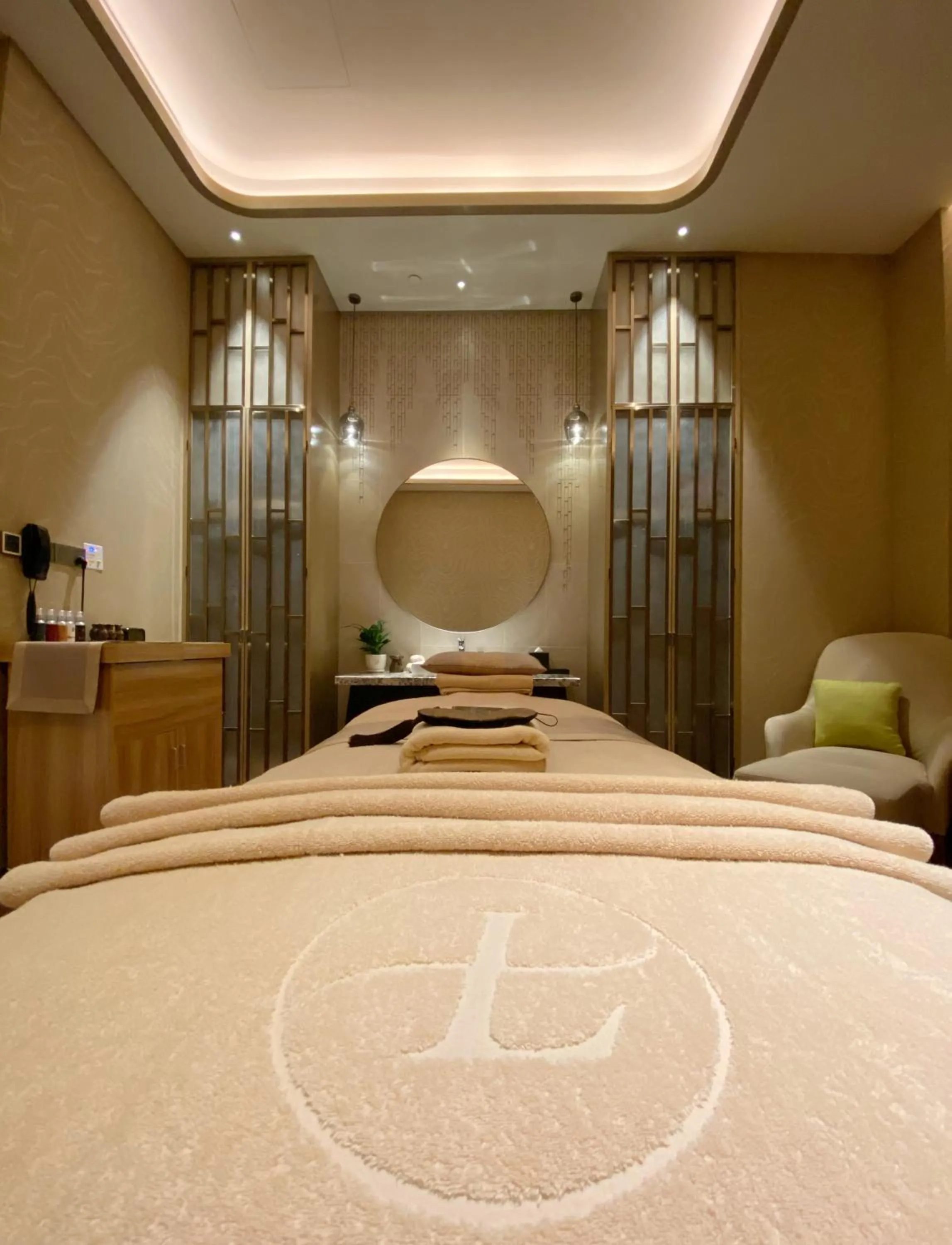 Bed in The Langham, Hefei