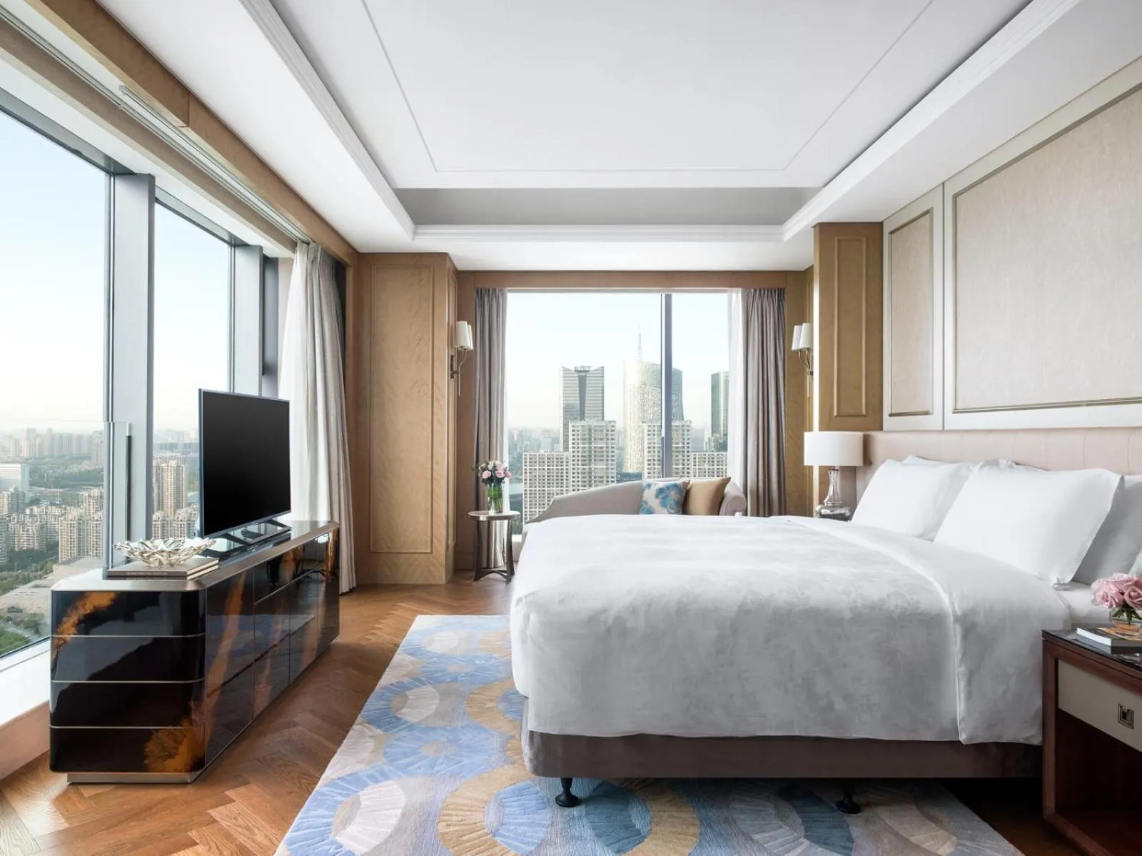 Bedroom, Bed in The Langham, Hefei
