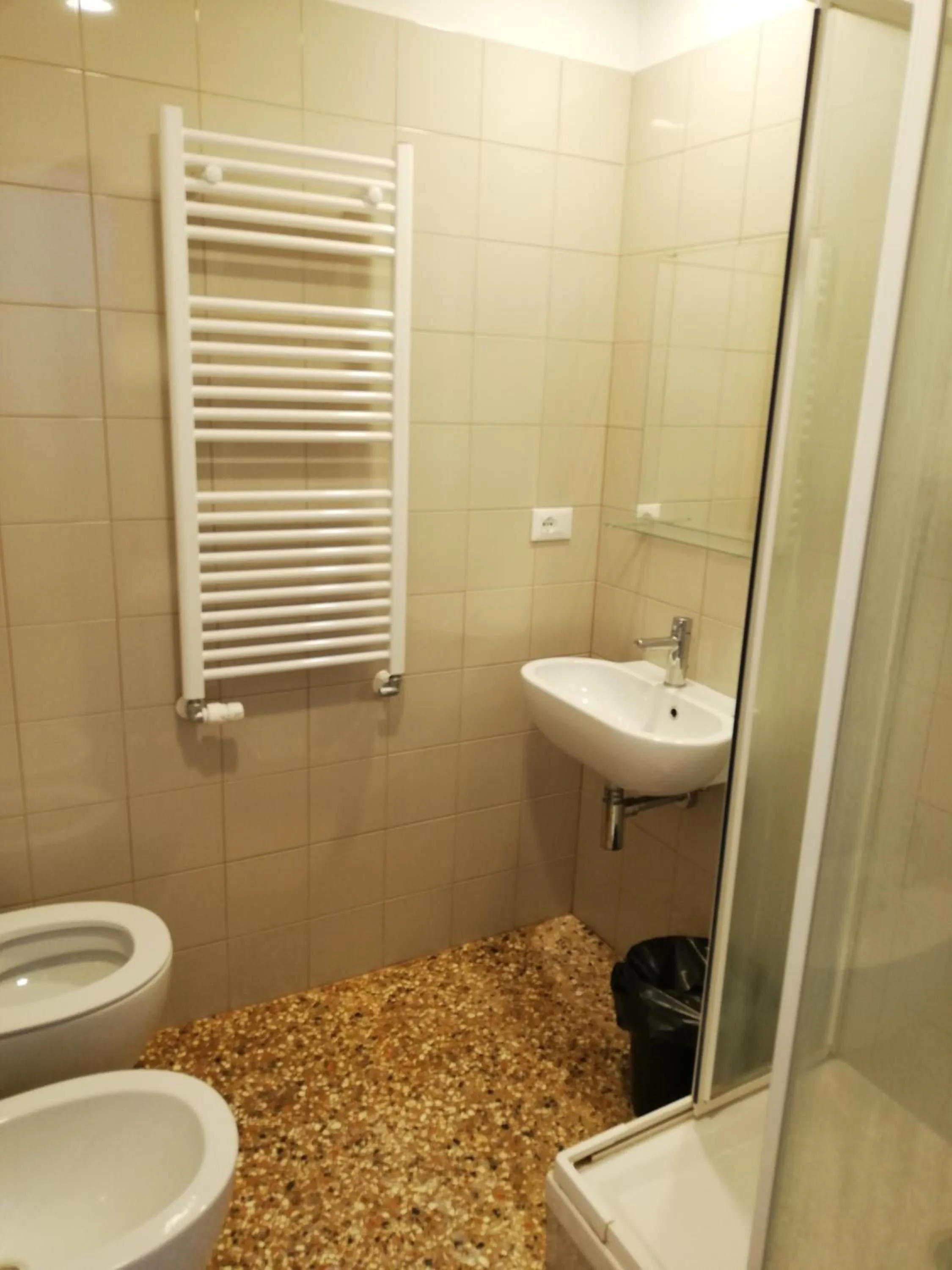 Bathroom in Ostello S. Fosca - CPU Venice Hostels
