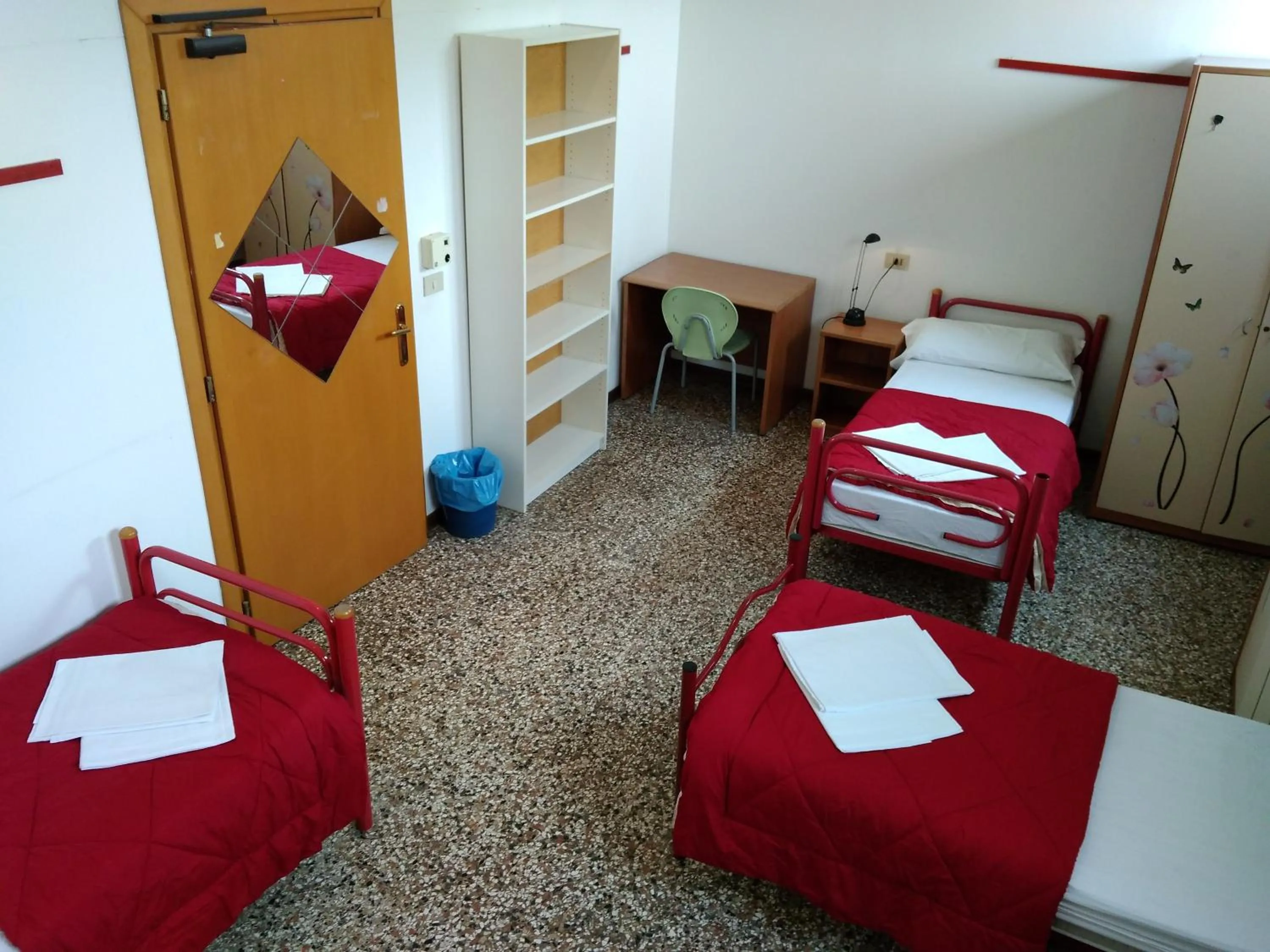 Bedroom, Bed in Ostello S. Fosca - CPU Venice Hostels