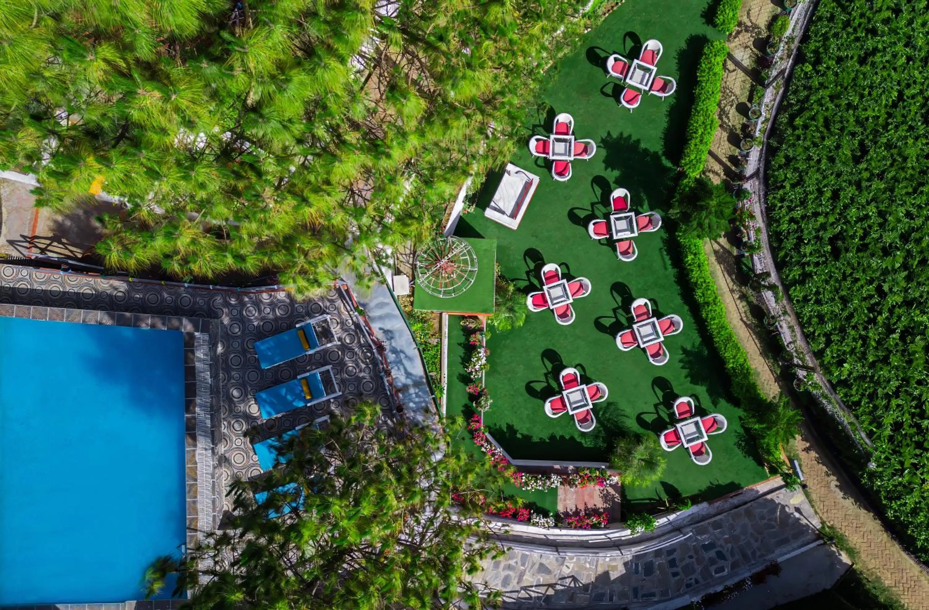 Property building in Zone Connect by The Park, Lansdowne