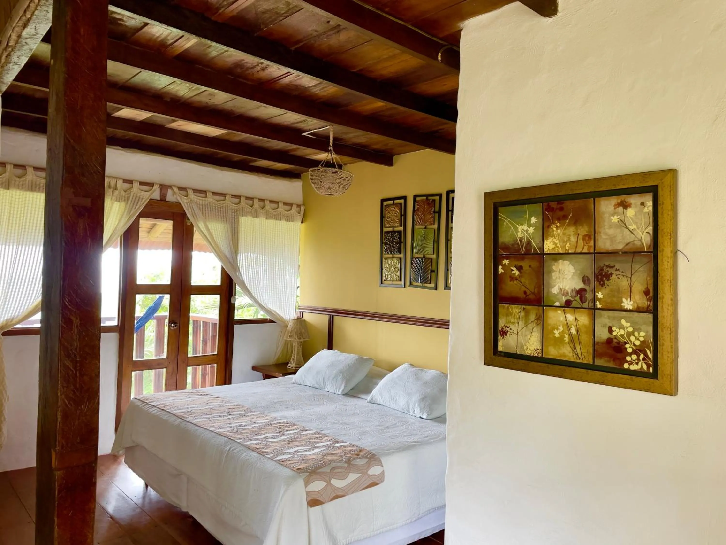 Bedroom, Bed in Samai Lodge Holistic Living